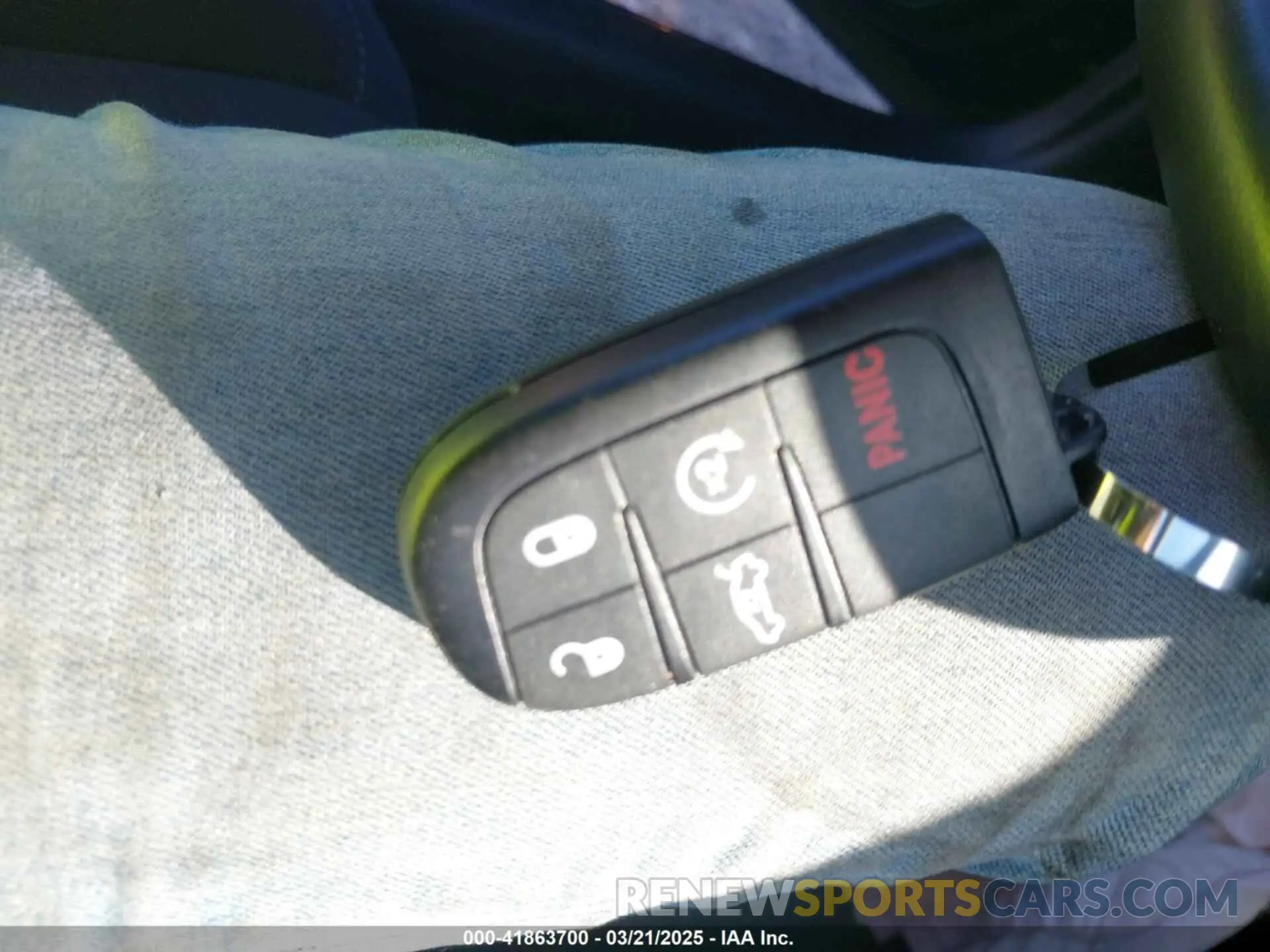 10 Photograph of a damaged car 2C3CDXHG6NH206040 DODGE CHARGER 2022