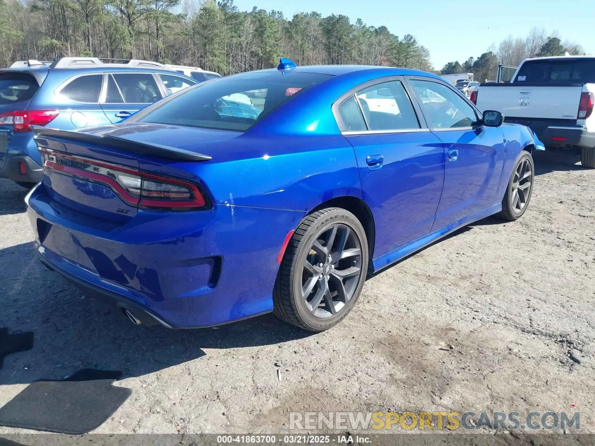 4 Photograph of a damaged car 2C3CDXHG6NH206040 DODGE CHARGER 2022