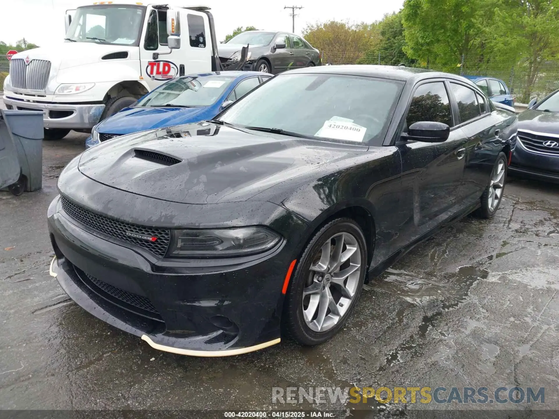 2 Photograph of a damaged car 2C3CDXHG6NH208662 DODGE CHARGER 2022