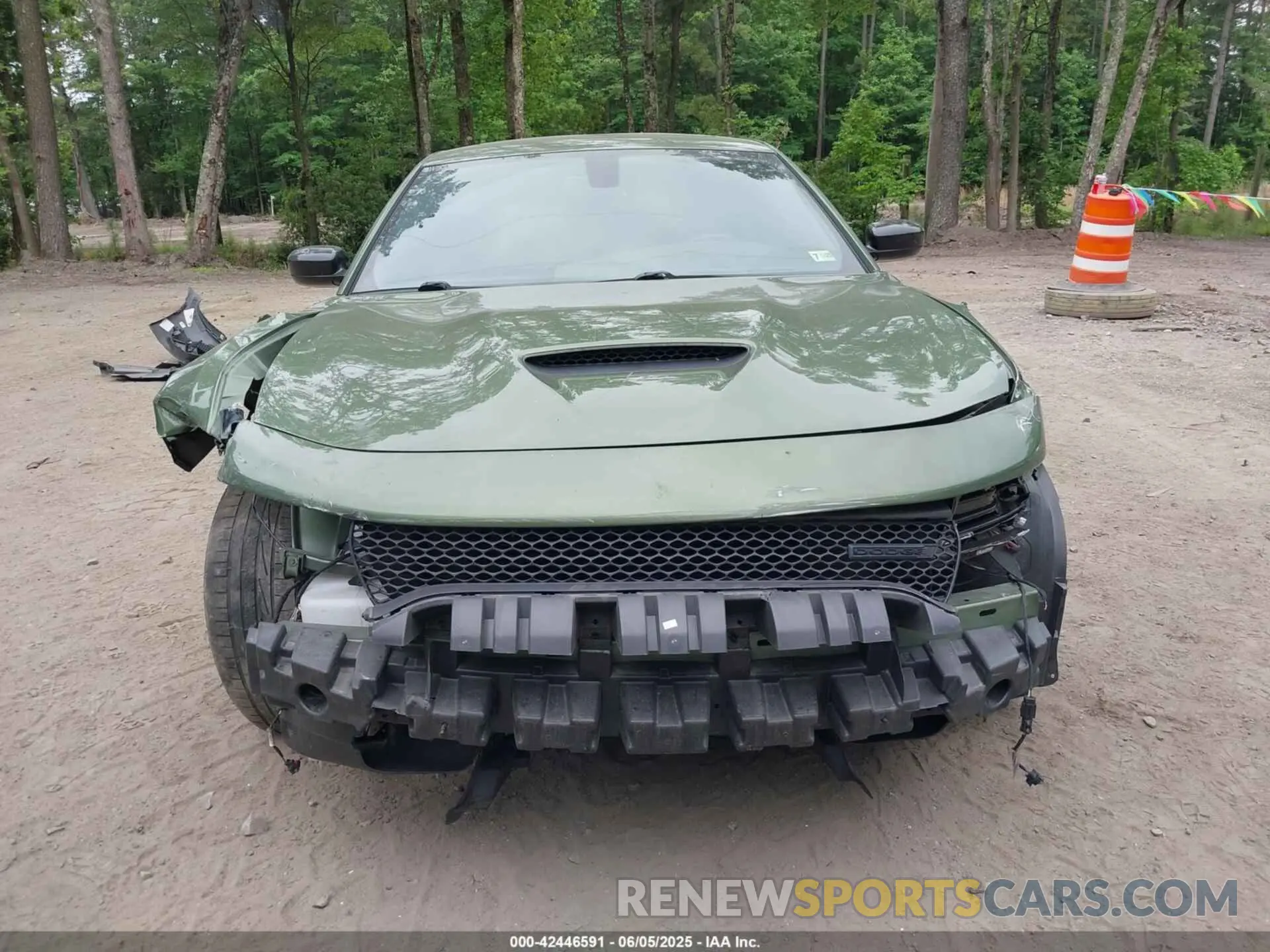 13 Photograph of a damaged car 2C3CDXHG6NH213277 DODGE CHARGER 2022