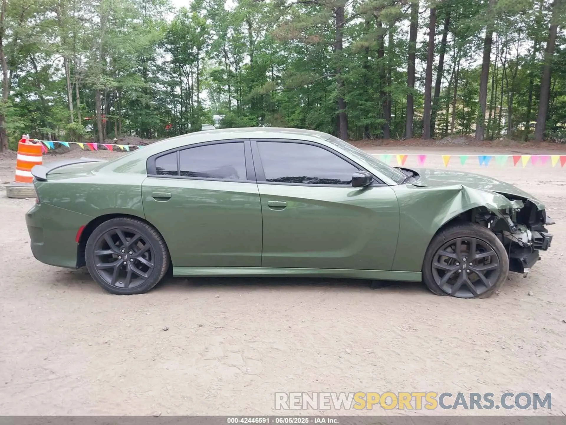 14 Photograph of a damaged car 2C3CDXHG6NH213277 DODGE CHARGER 2022