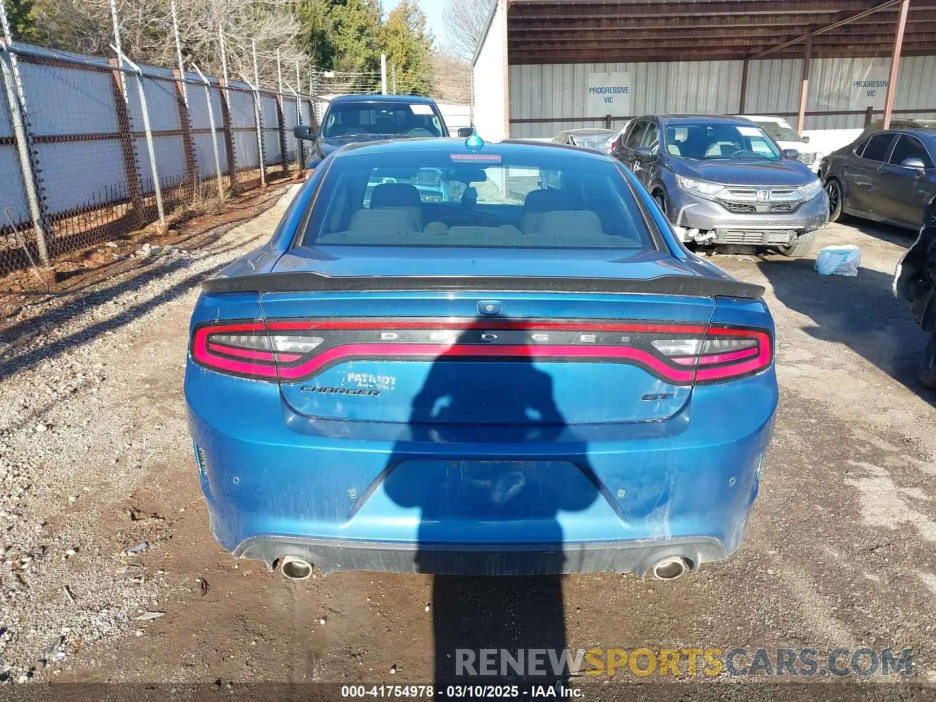 16 Photograph of a damaged car 2C3CDXHG7NH115262 DODGE CHARGER 2022