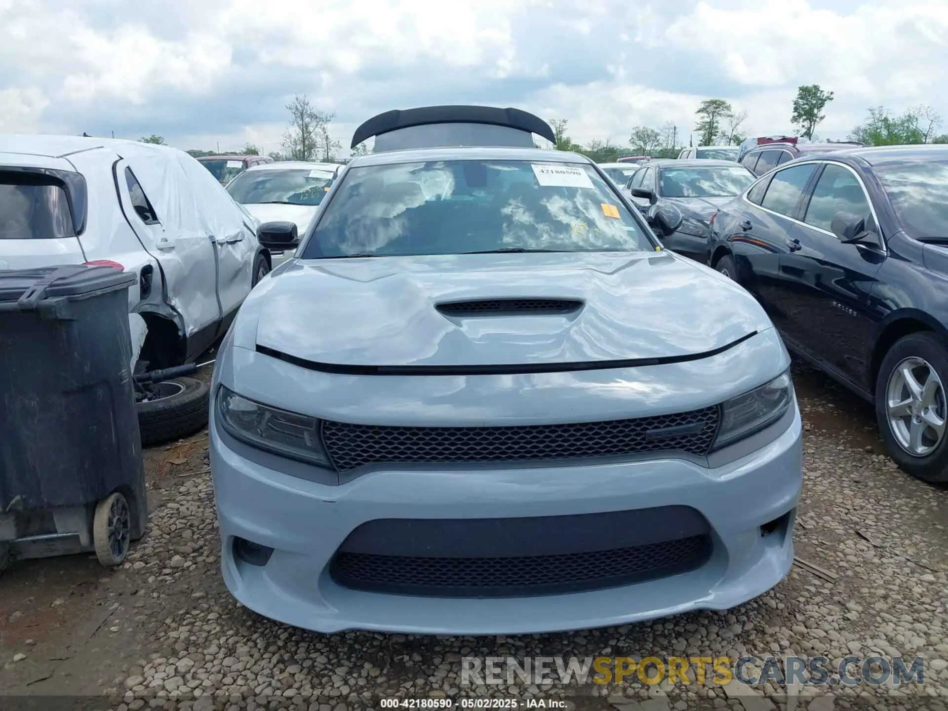 13 Photograph of a damaged car 2C3CDXHG7NH240682 DODGE CHARGER 2022