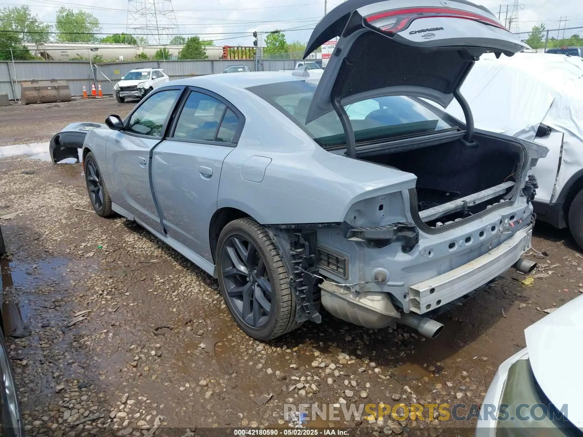 3 Photograph of a damaged car 2C3CDXHG7NH240682 DODGE CHARGER 2022