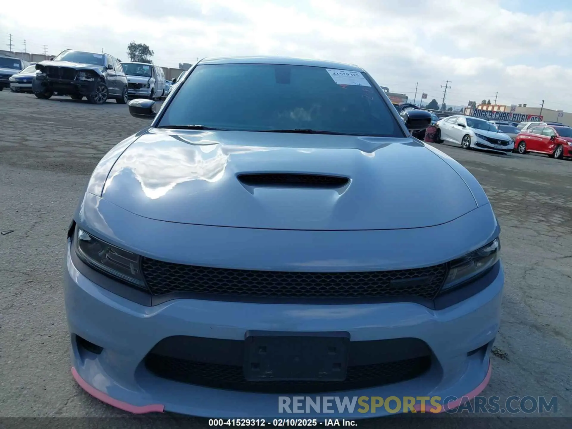 12 Photograph of a damaged car 2C3CDXHG8NH139084 DODGE CHARGER 2022