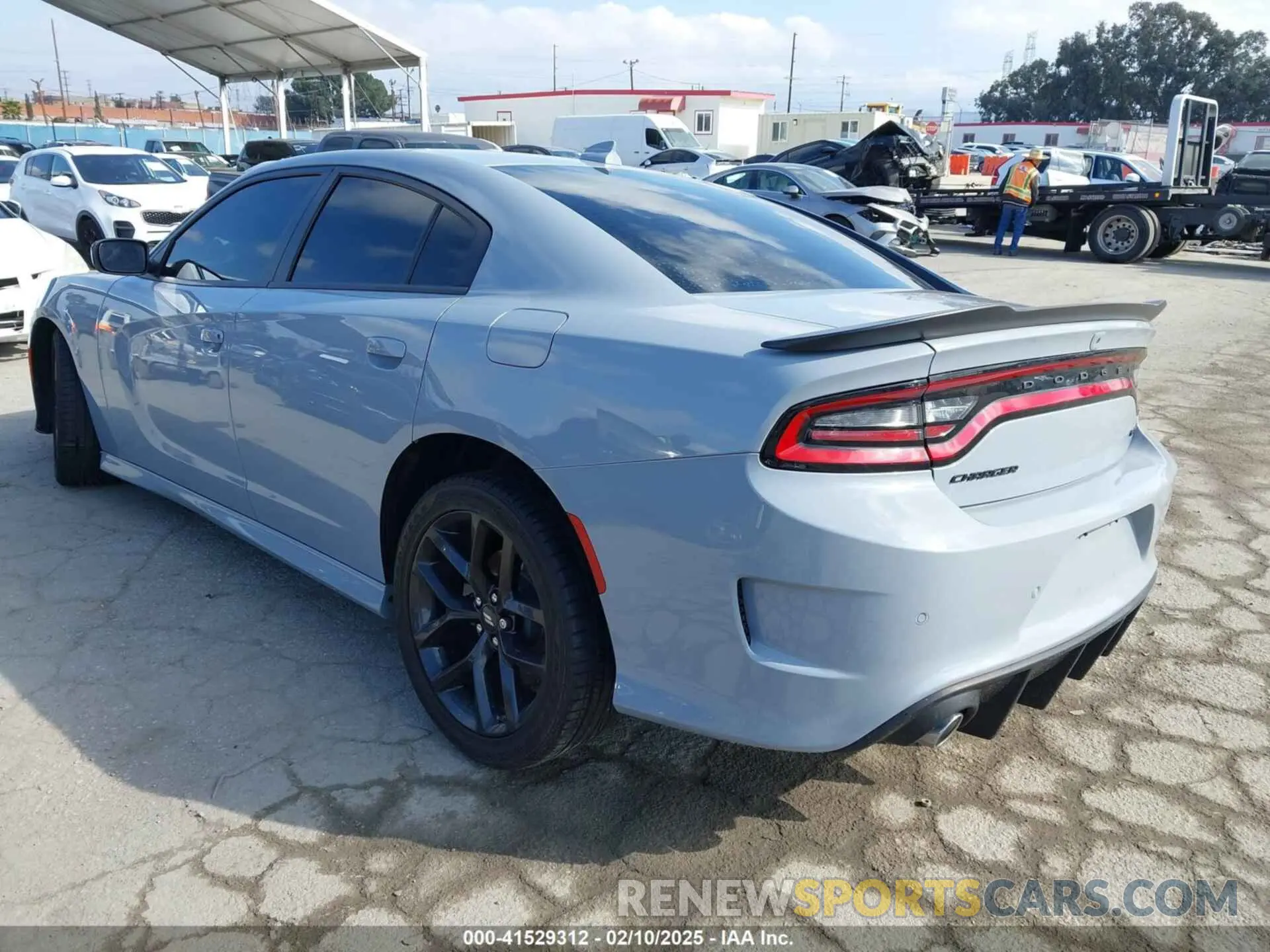 3 Photograph of a damaged car 2C3CDXHG8NH139084 DODGE CHARGER 2022