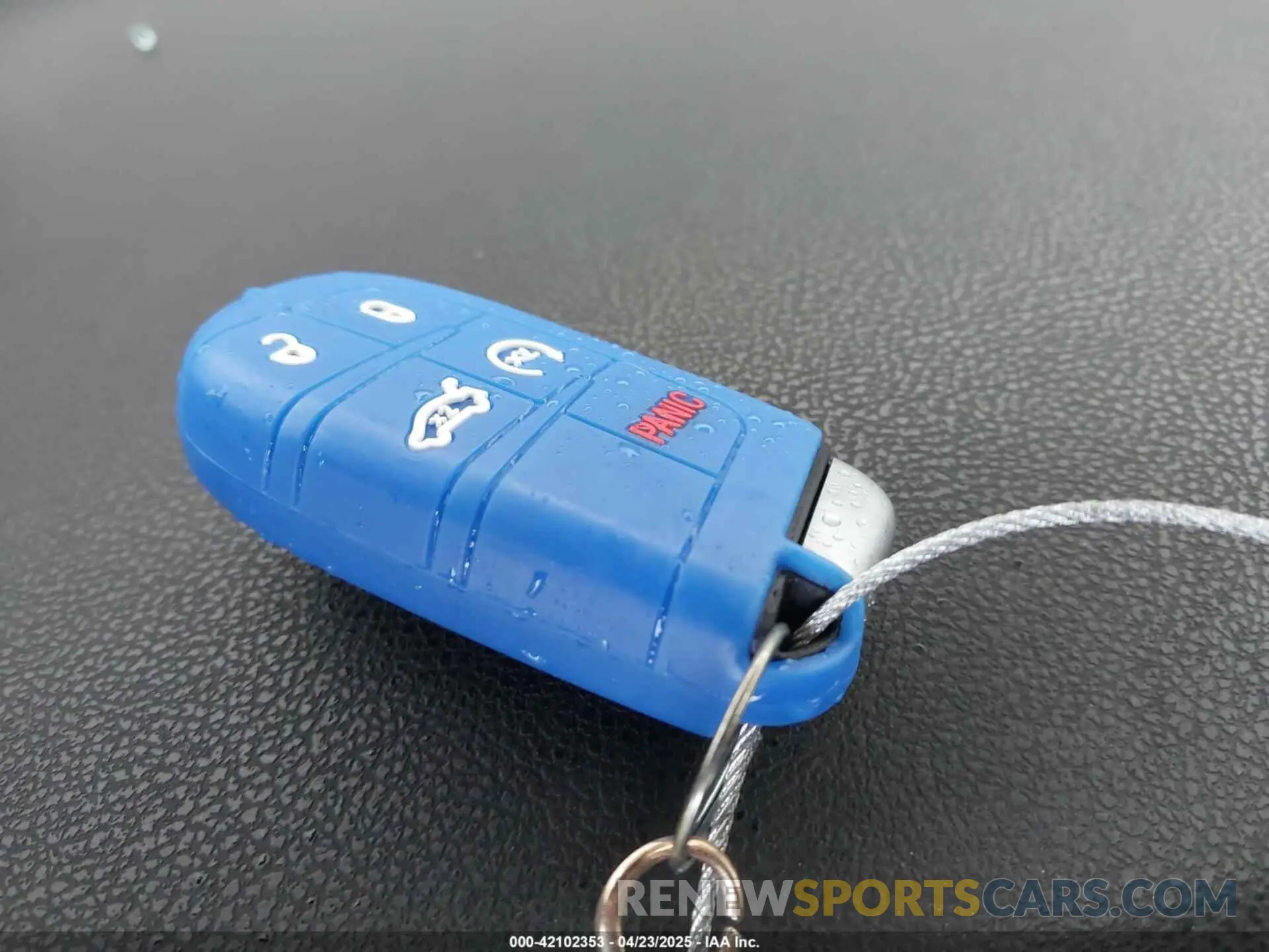 11 Photograph of a damaged car 2C3CDXHG8NH189032 DODGE CHARGER 2022