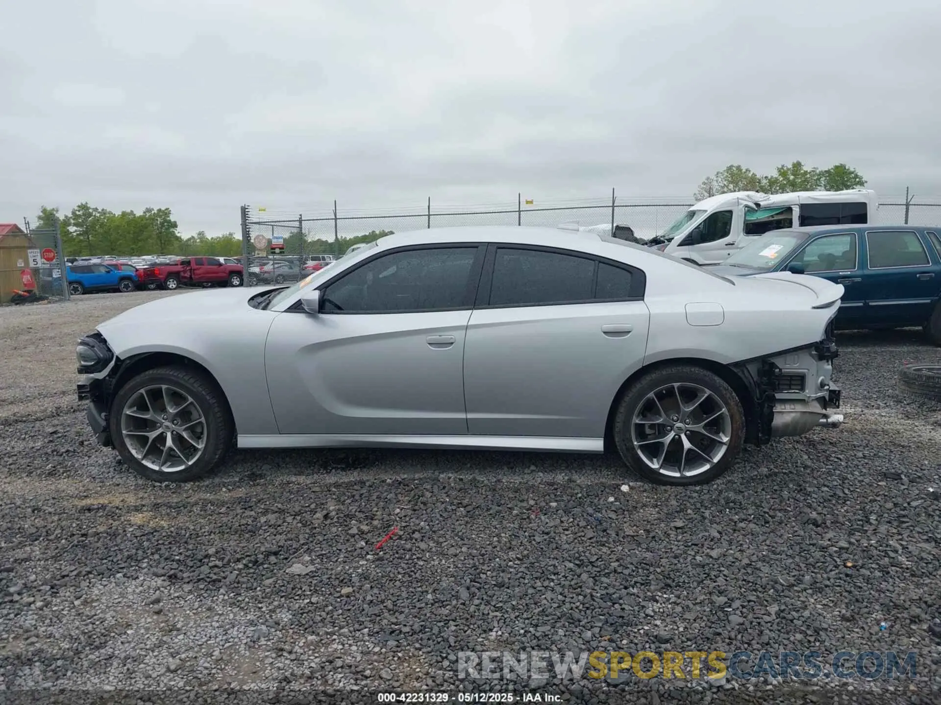 15 Photograph of a damaged car 2C3CDXHG8NH232316 DODGE CHARGER 2022