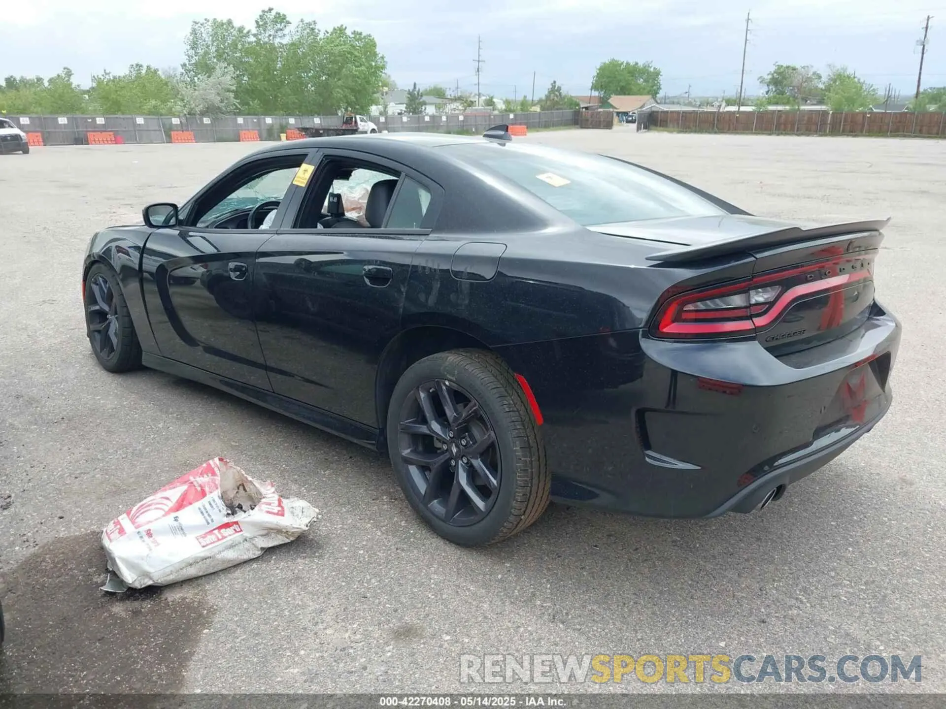 3 Photograph of a damaged car 2C3CDXHG8NH244532 DODGE CHARGER 2022