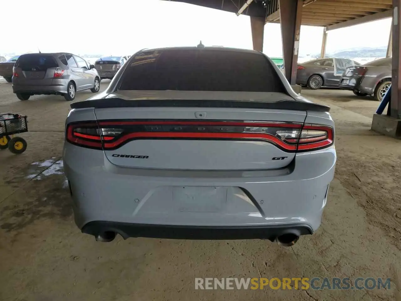 6 Photograph of a damaged car 2C3CDXHGXNH122965 DODGE CHARGER 2022