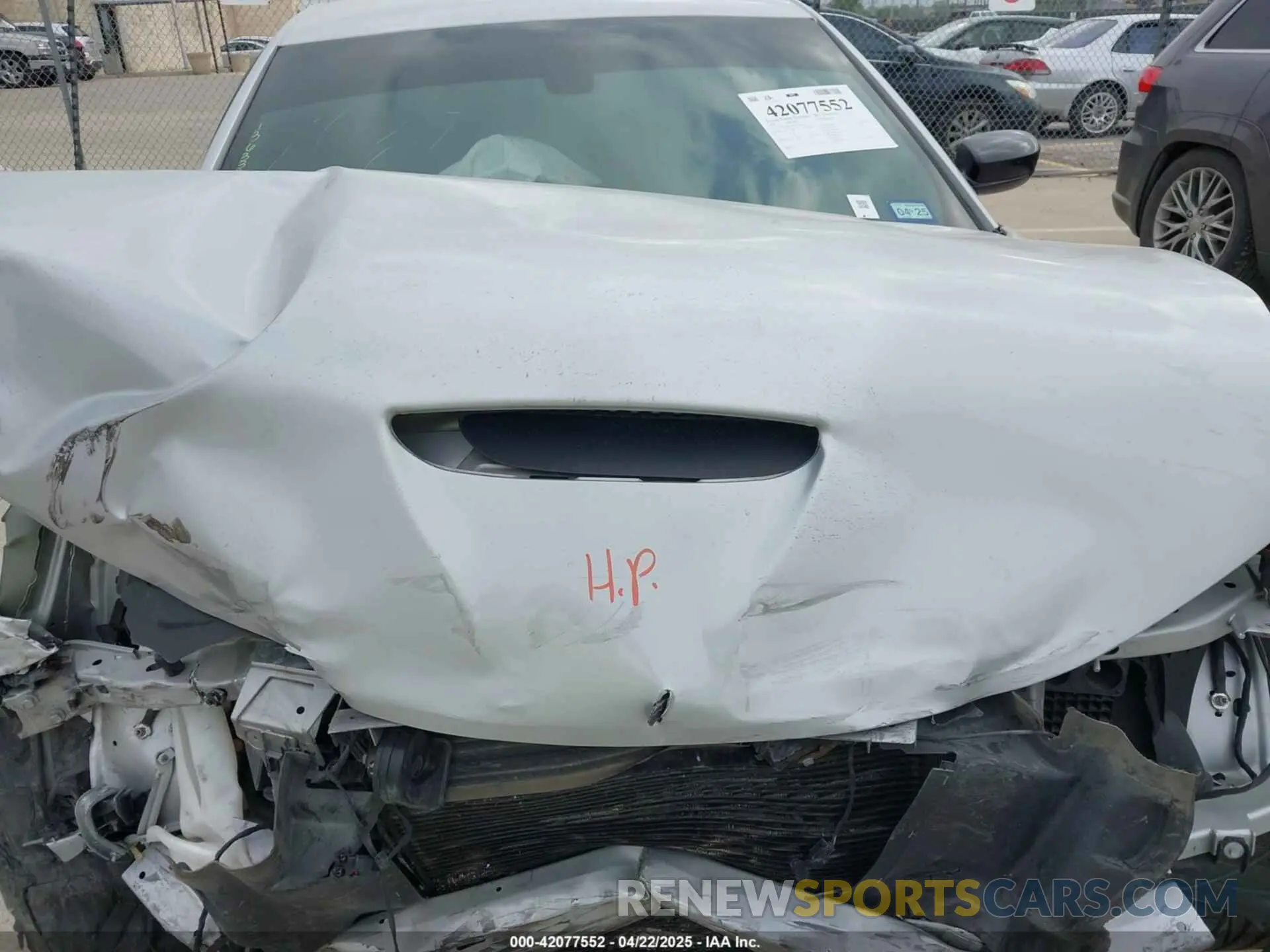 10 Photograph of a damaged car 2C3CDXHGXNH133836 DODGE CHARGER 2022