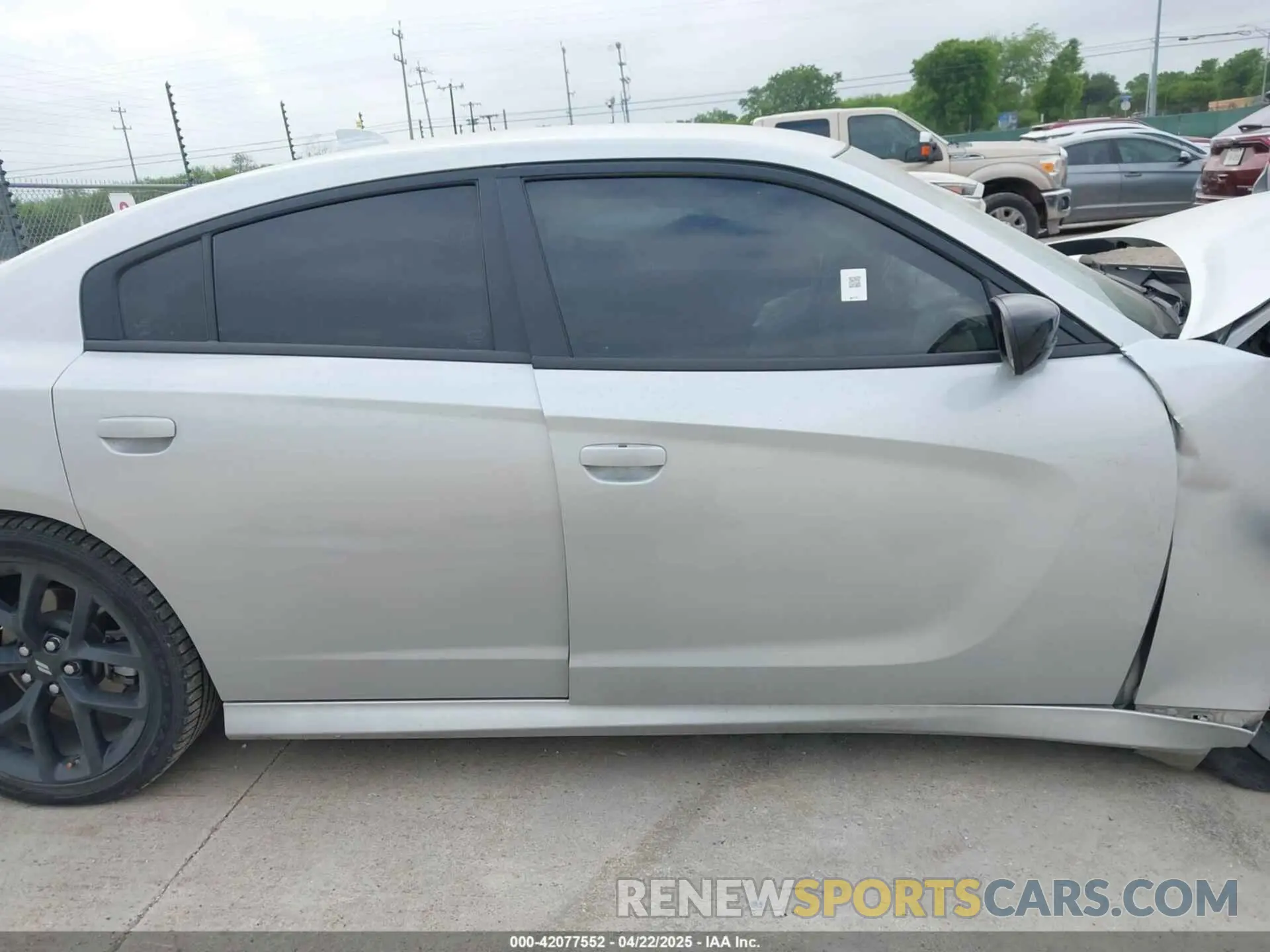 13 Photograph of a damaged car 2C3CDXHGXNH133836 DODGE CHARGER 2022