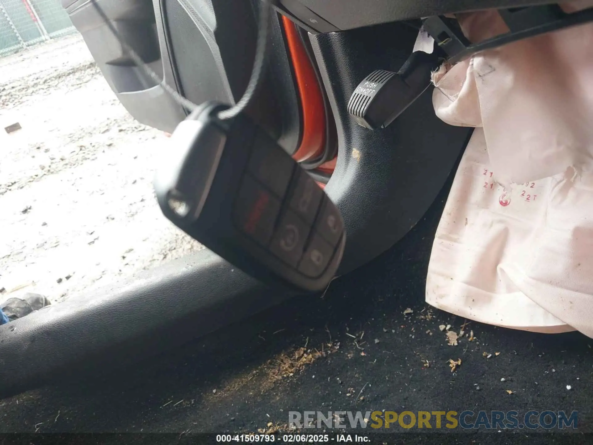 11 Photograph of a damaged car 2C3CDXJG2NH162600 DODGE CHARGER 2022