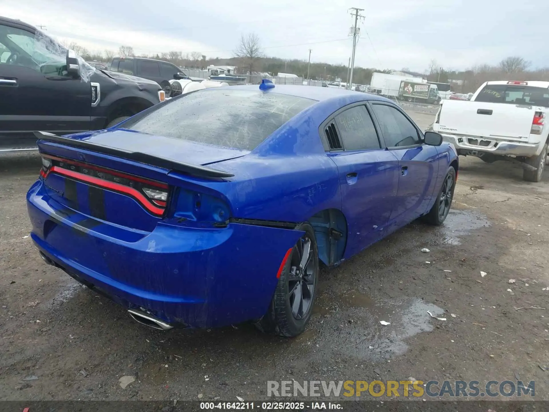 4 Photograph of a damaged car 2C3CDXJG6NH143483 DODGE CHARGER 2022