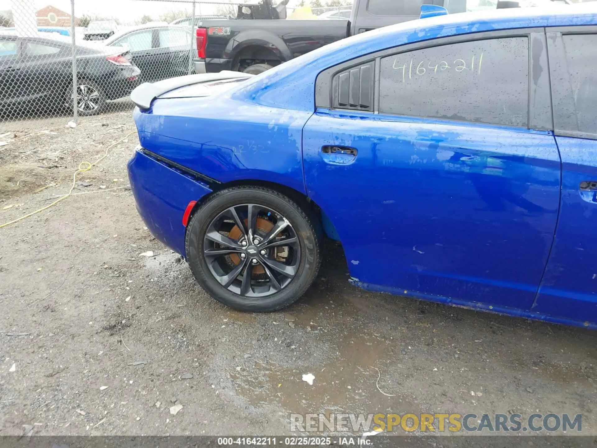 6 Photograph of a damaged car 2C3CDXJG6NH143483 DODGE CHARGER 2022