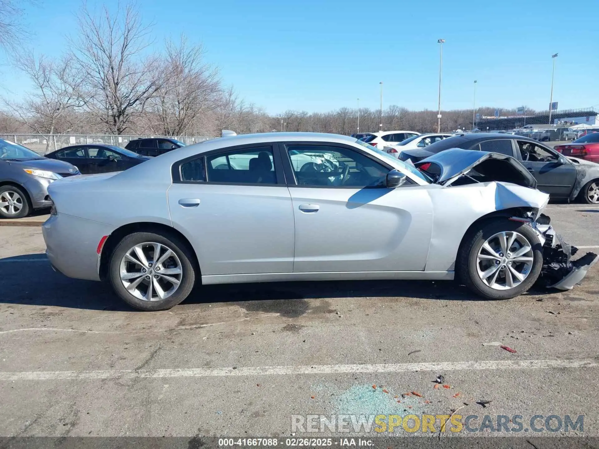 13 Photograph of a damaged car 2C3CDXJG6NH236326 DODGE CHARGER 2022