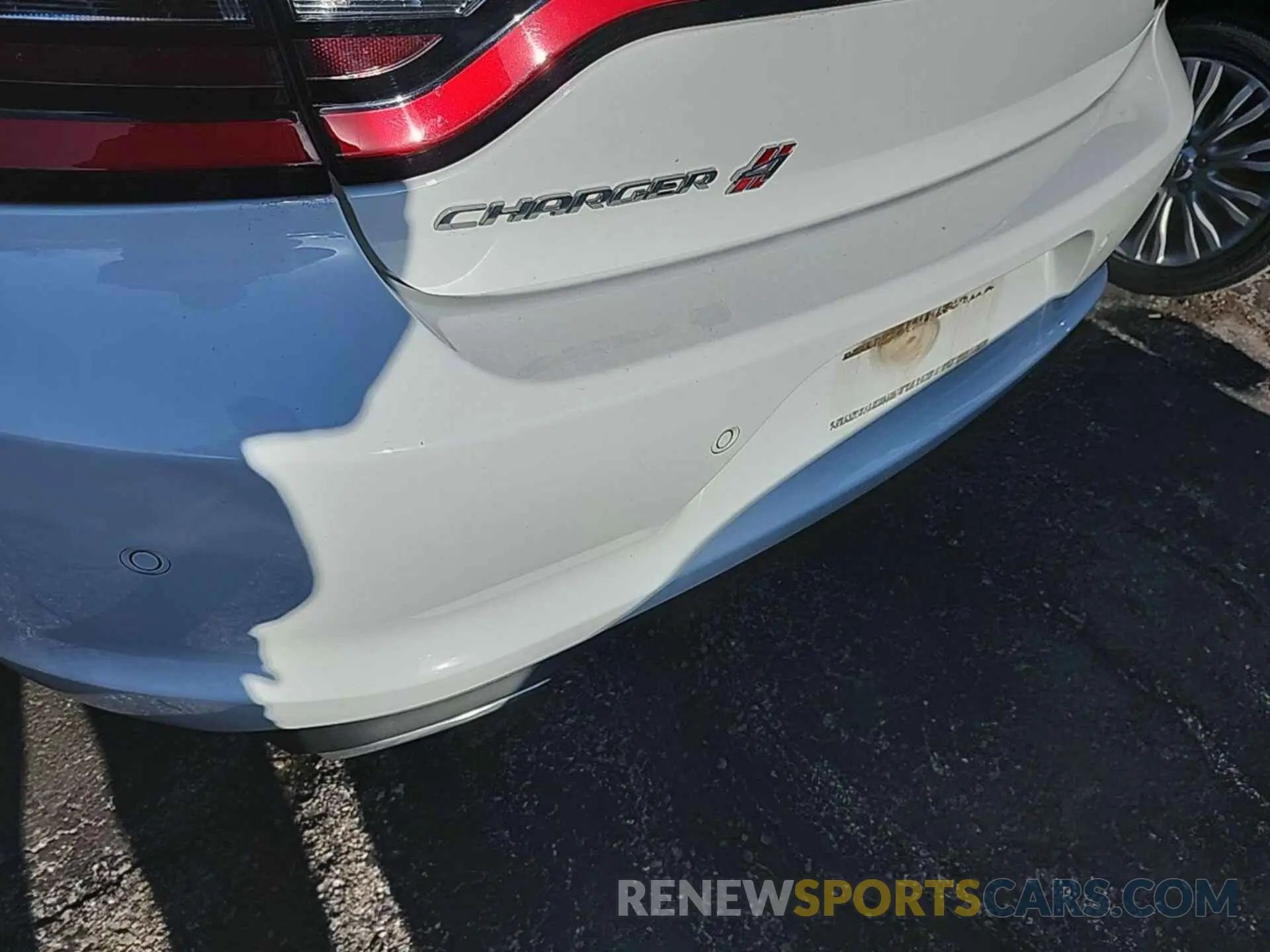 25 Photograph of a damaged car 2C3CDXJG9NH111207 DODGE CHARGER 2022