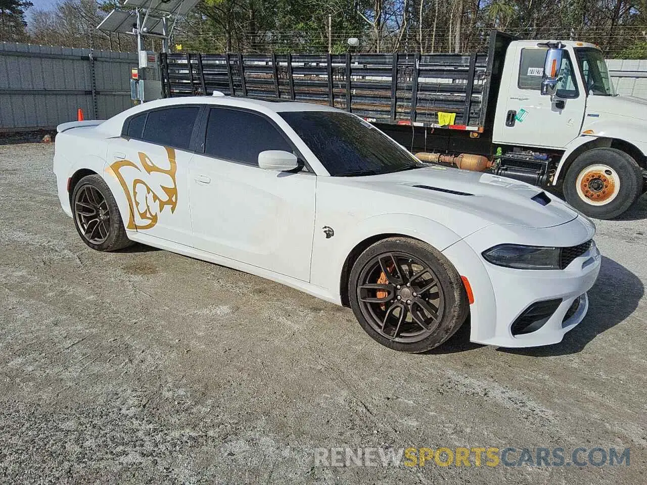 4 Photograph of a damaged car 2C3CDXL95NH101465 DODGE CHARGER 2022