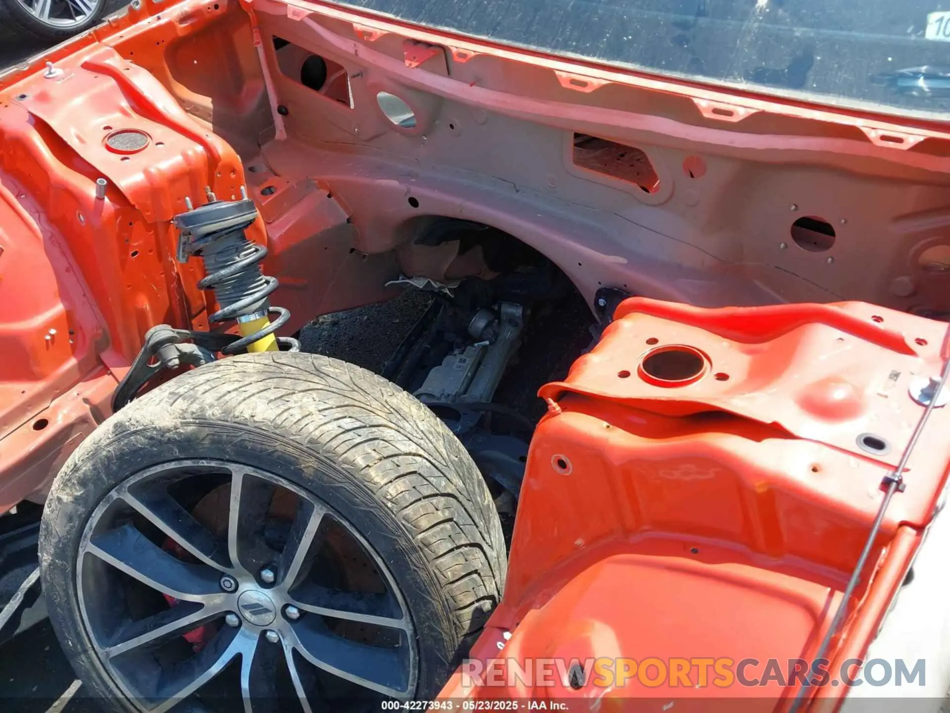 10 Photograph of a damaged car 2C3CDXL95NH163254 DODGE CHARGER 2022