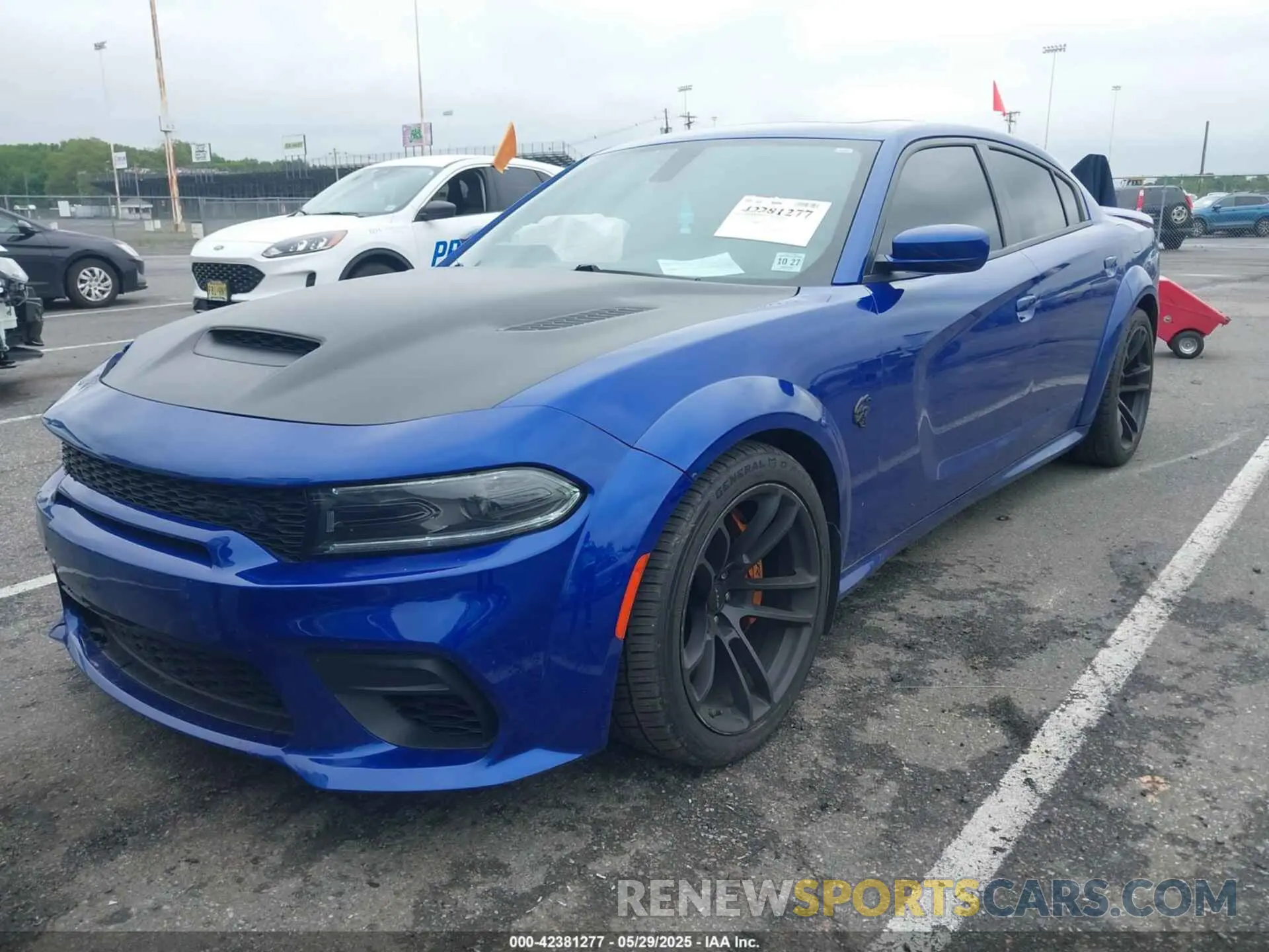 2 Photograph of a damaged car 2C3CDXL96NH159083 DODGE CHARGER 2022