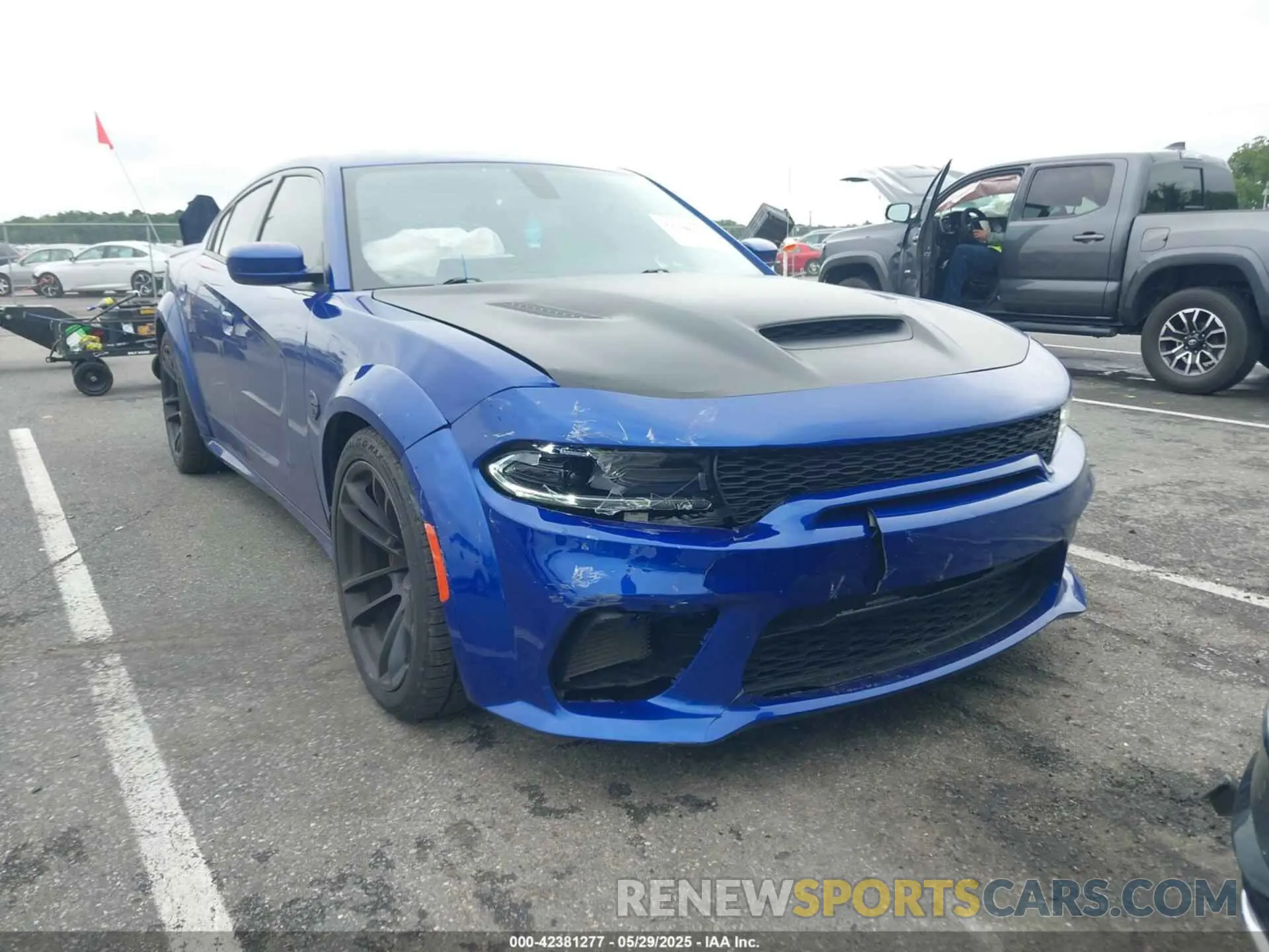 6 Photograph of a damaged car 2C3CDXL96NH159083 DODGE CHARGER 2022