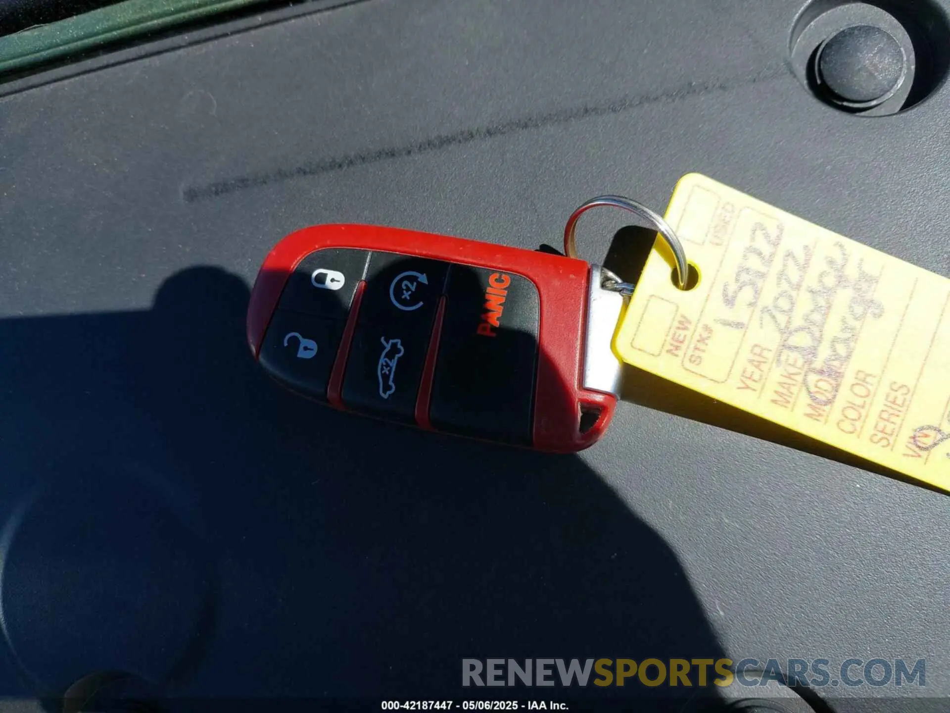 11 Photograph of a damaged car 2C3CDXL98NH241686 DODGE CHARGER 2022