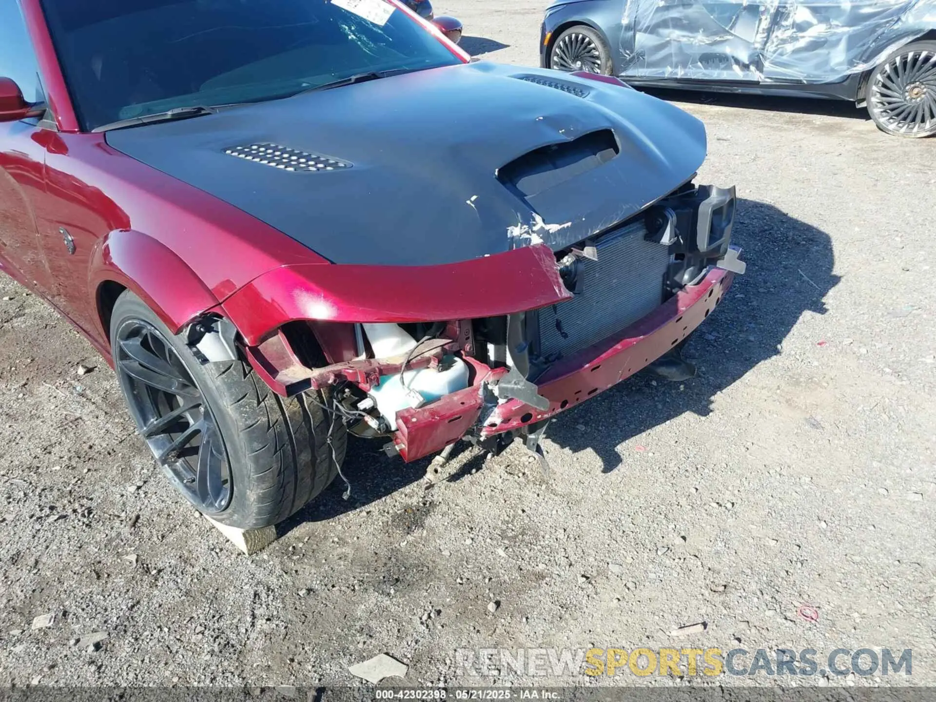 17 Photograph of a damaged car 2C3CDXL99NH131441 DODGE CHARGER 2022
