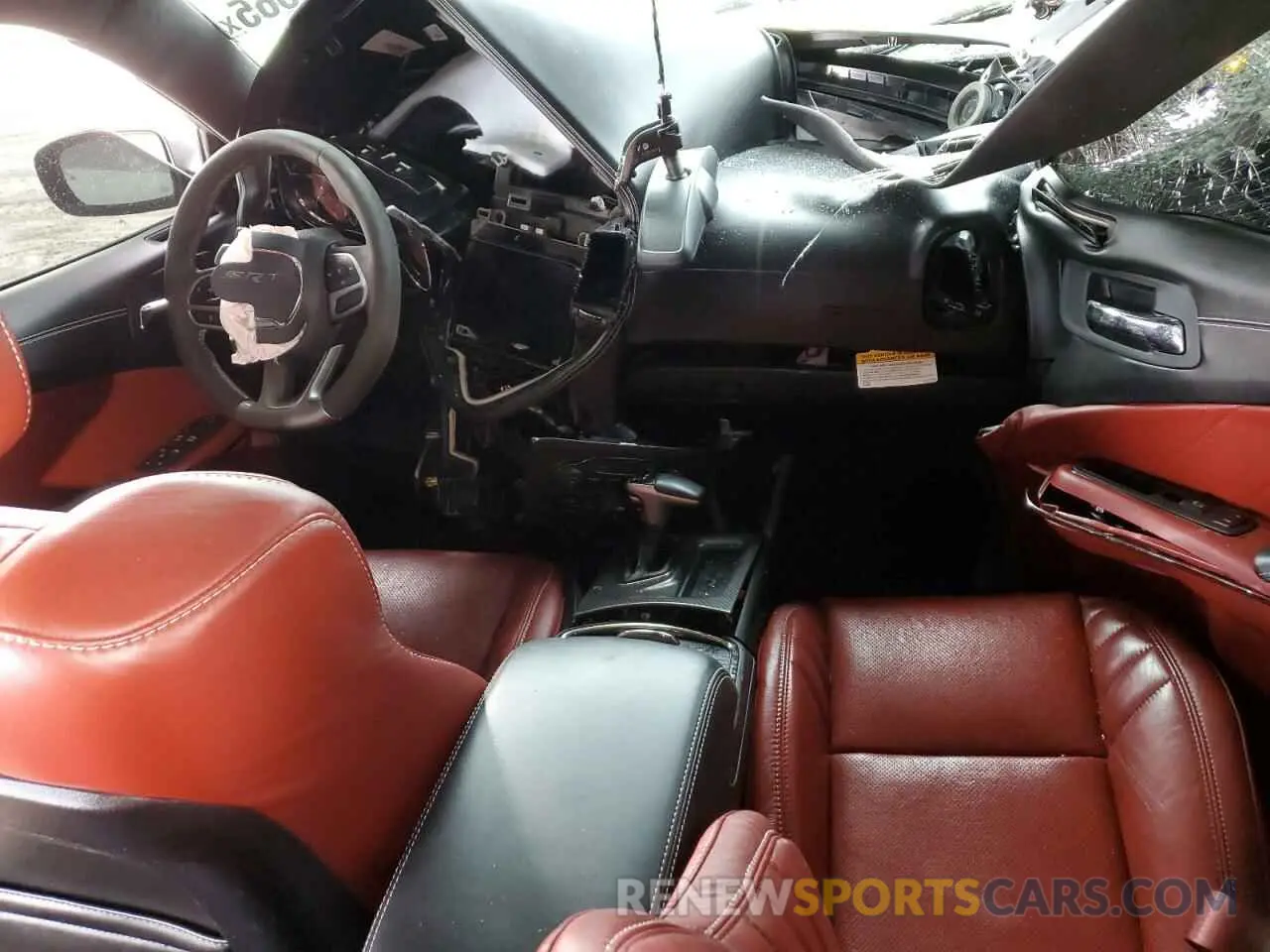 8 Photograph of a damaged car 2C3CDXL9XNH107939 DODGE CHARGER 2022