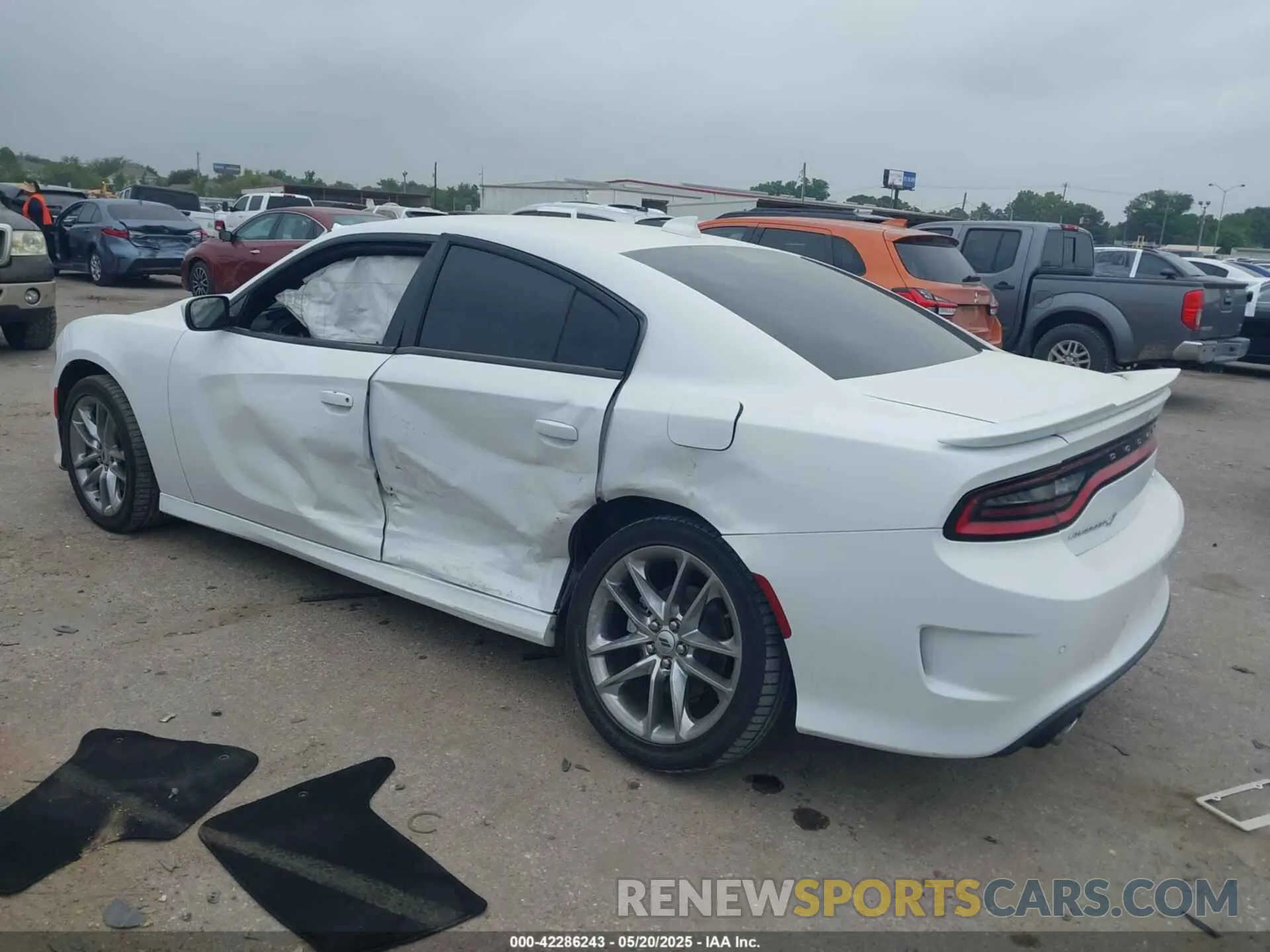 3 Photograph of a damaged car 2C3CDXMG0NH228735 DODGE CHARGER 2022