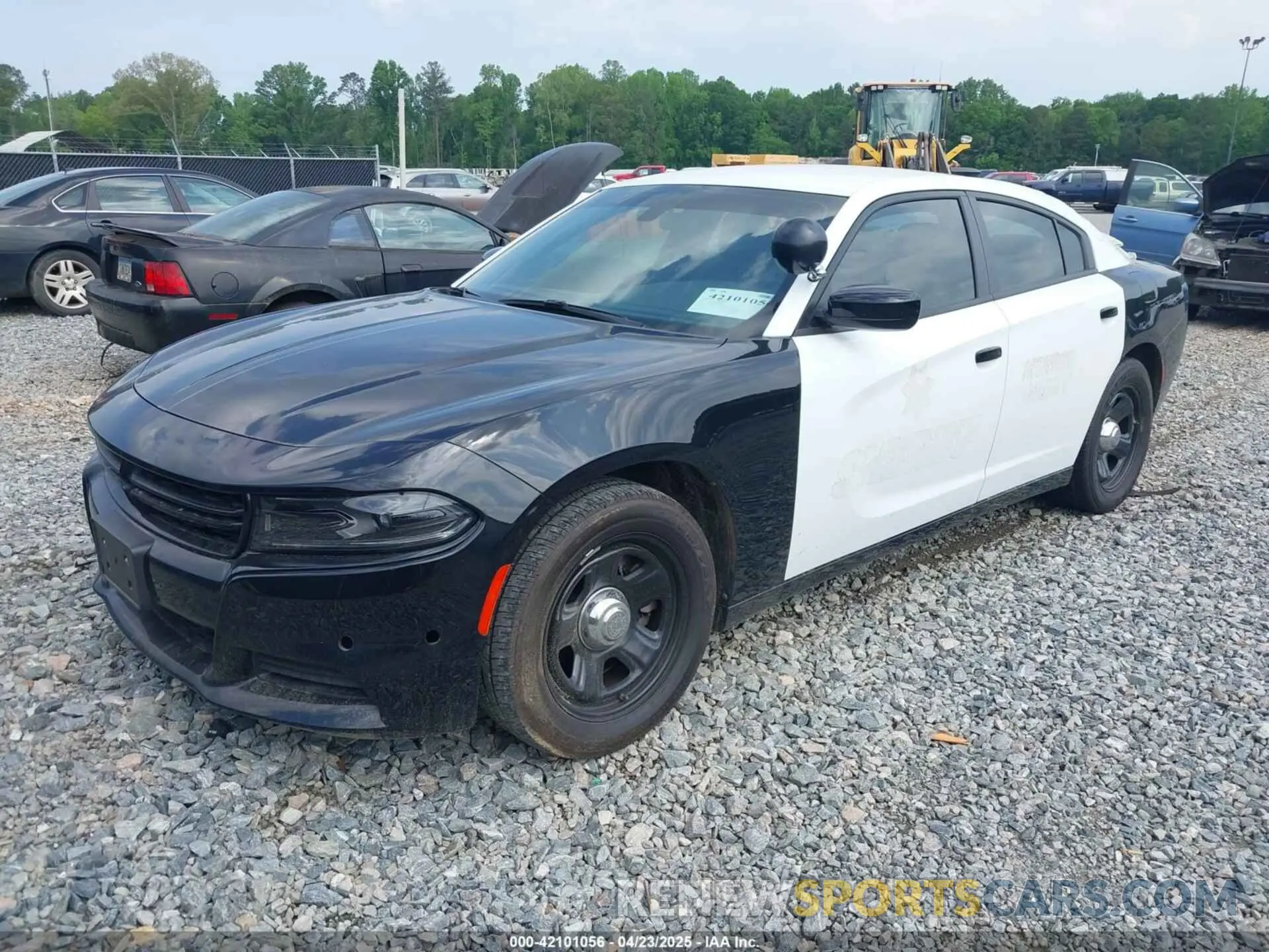 2 Photograph of a damaged car 2C3CDXAT6PH651498 DODGE CHARGER 2023