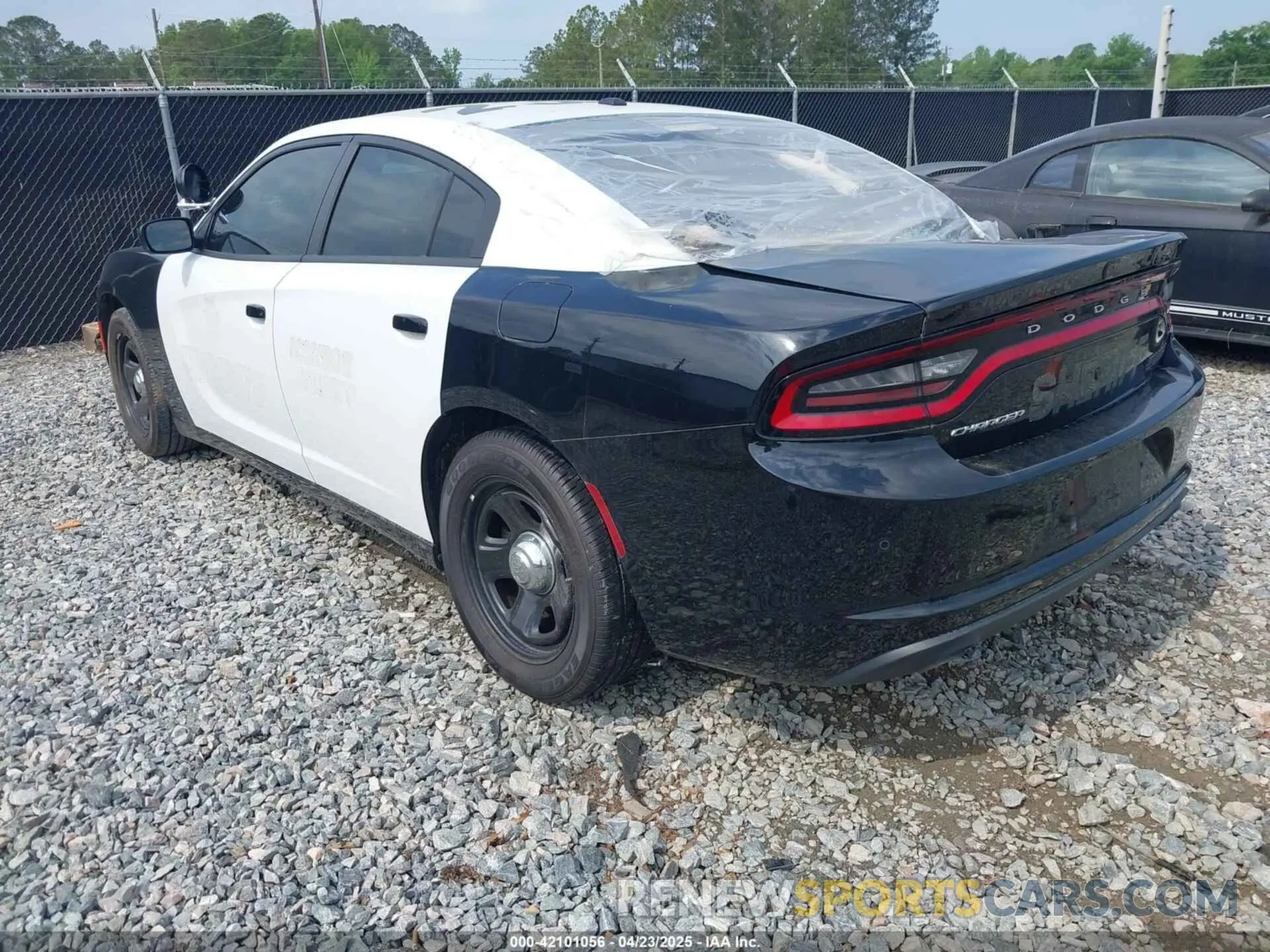 3 Photograph of a damaged car 2C3CDXAT6PH651498 DODGE CHARGER 2023