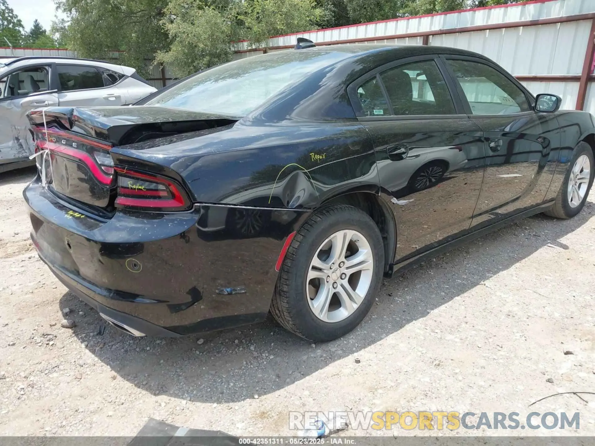4 Photograph of a damaged car 2C3CDXBG0PH564343 DODGE CHARGER 2023