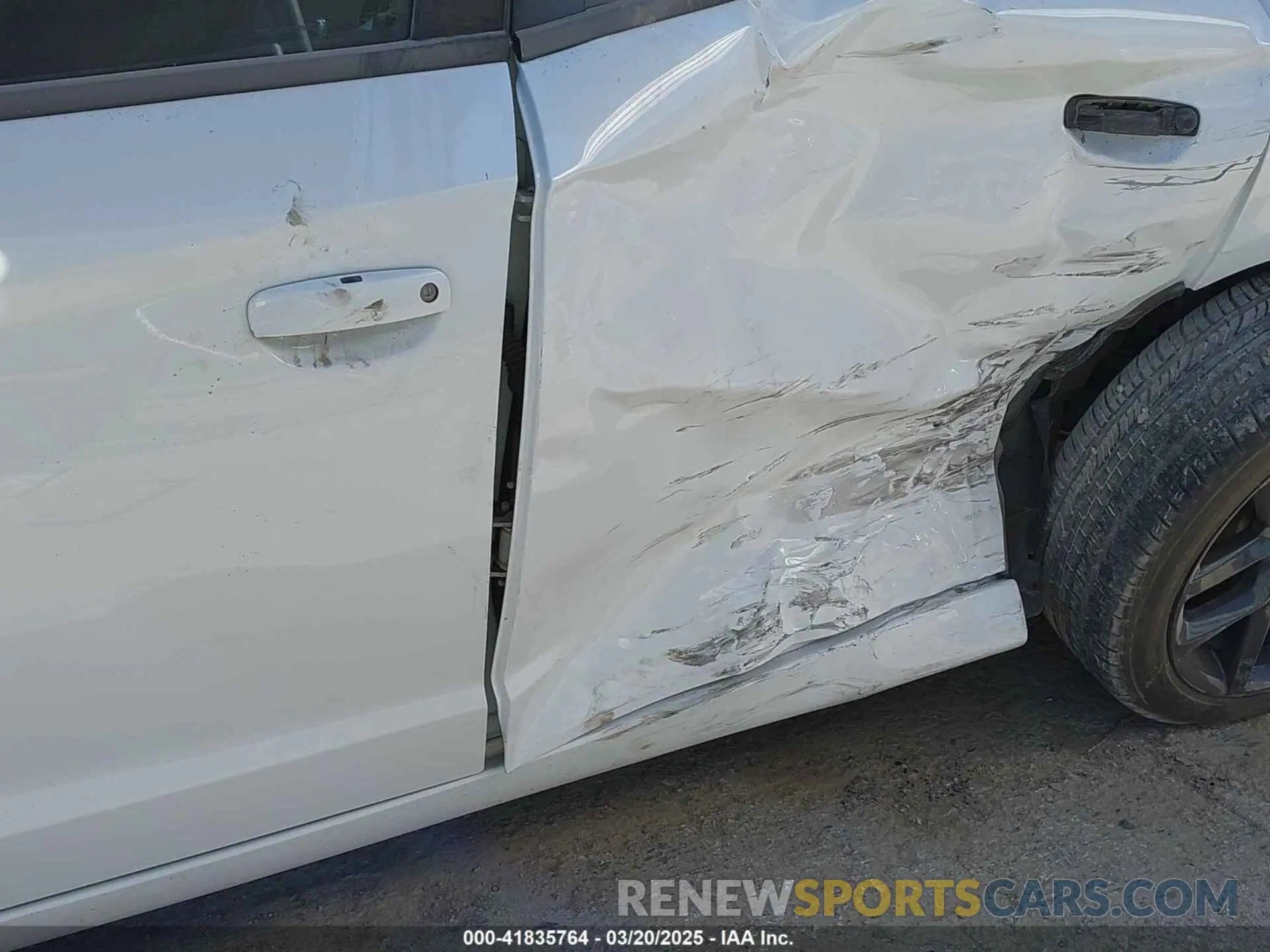 6 Photograph of a damaged car 2C3CDXBG2PH532025 DODGE CHARGER 2023