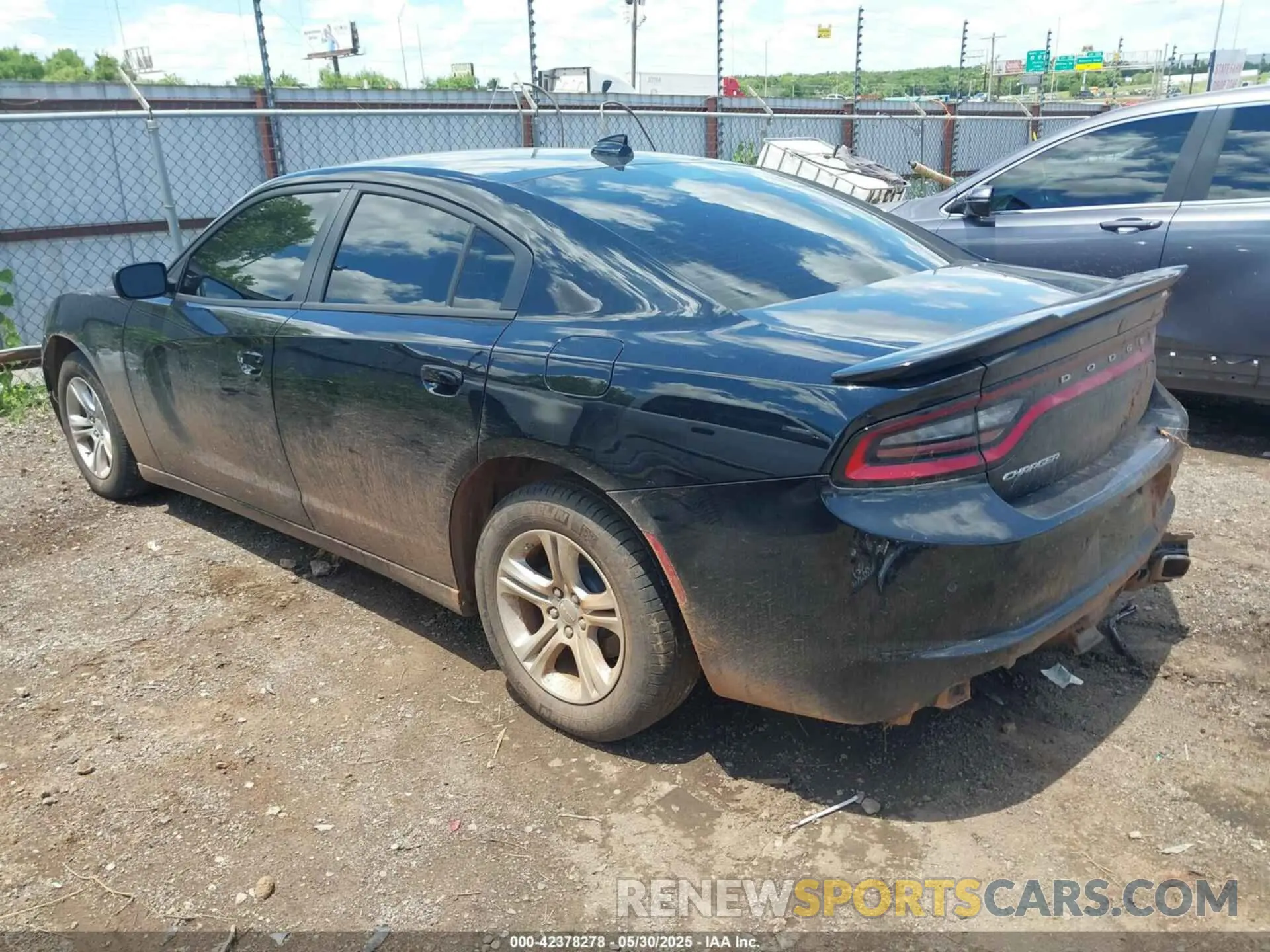3 Photograph of a damaged car 2C3CDXBG7PH657022 DODGE CHARGER 2023