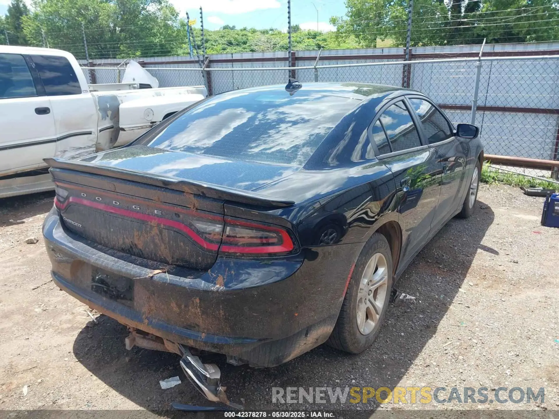 4 Photograph of a damaged car 2C3CDXBG7PH657022 DODGE CHARGER 2023