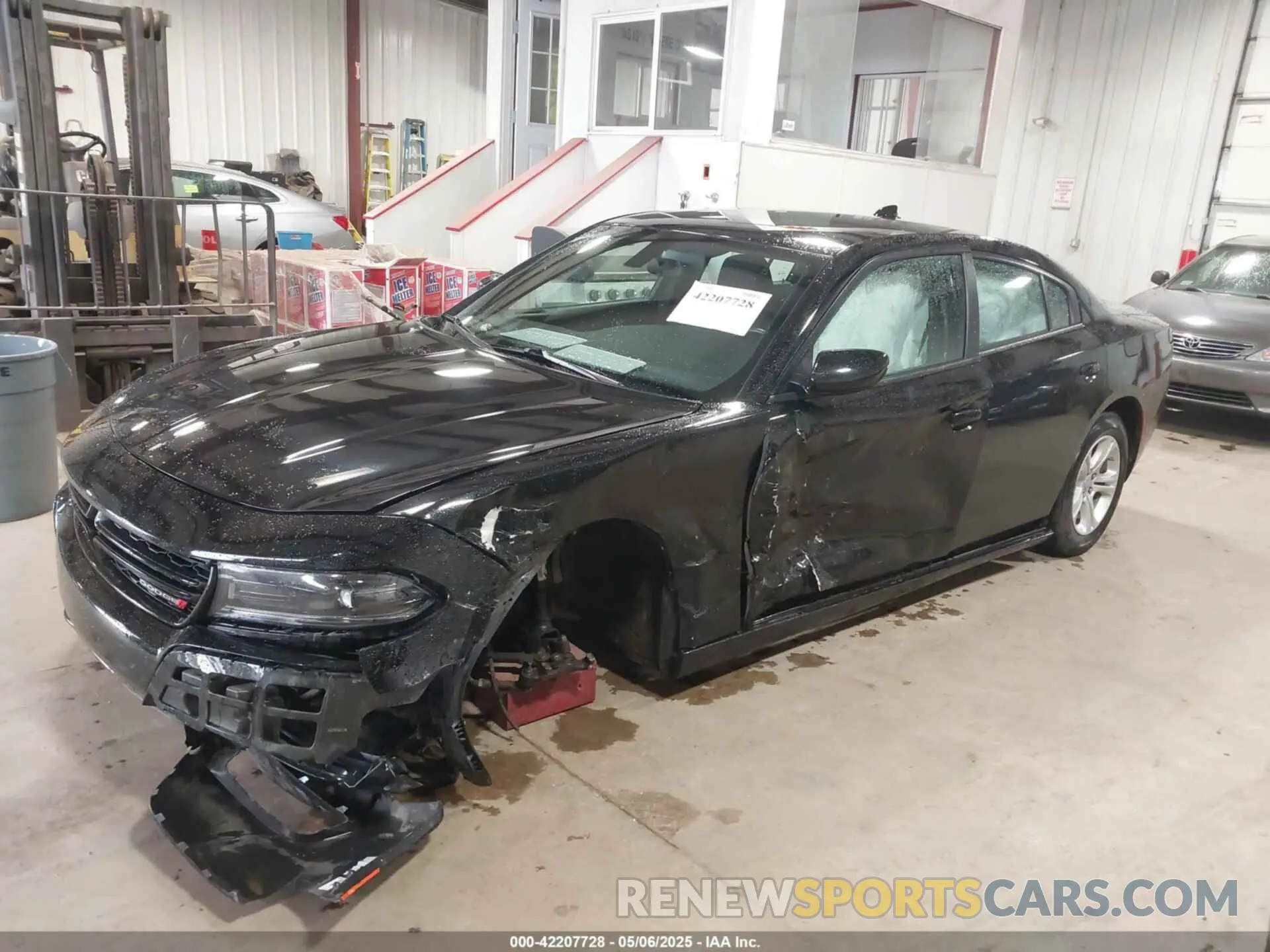 14 Photograph of a damaged car 2C3CDXBGXPH515585 DODGE CHARGER 2023
