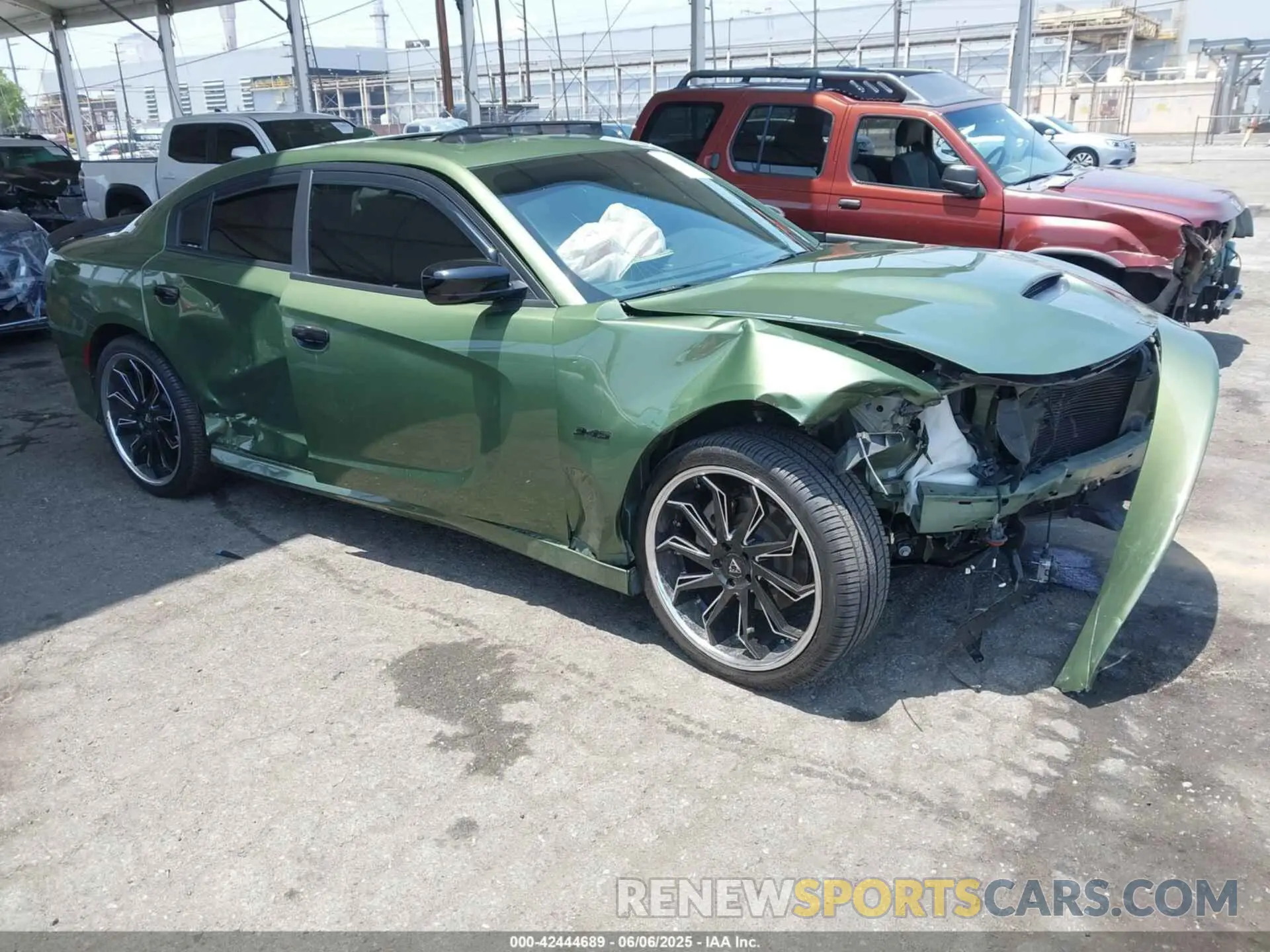 1 Photograph of a damaged car 2C3CDXCT0PH505160 DODGE CHARGER 2023