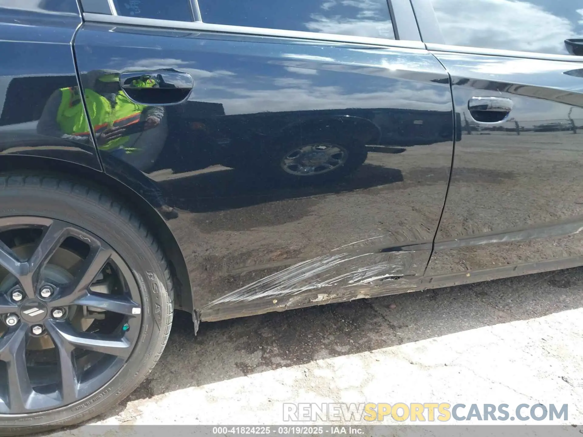 18 Photograph of a damaged car 2C3CDXCT0PH698376 DODGE CHARGER 2023
