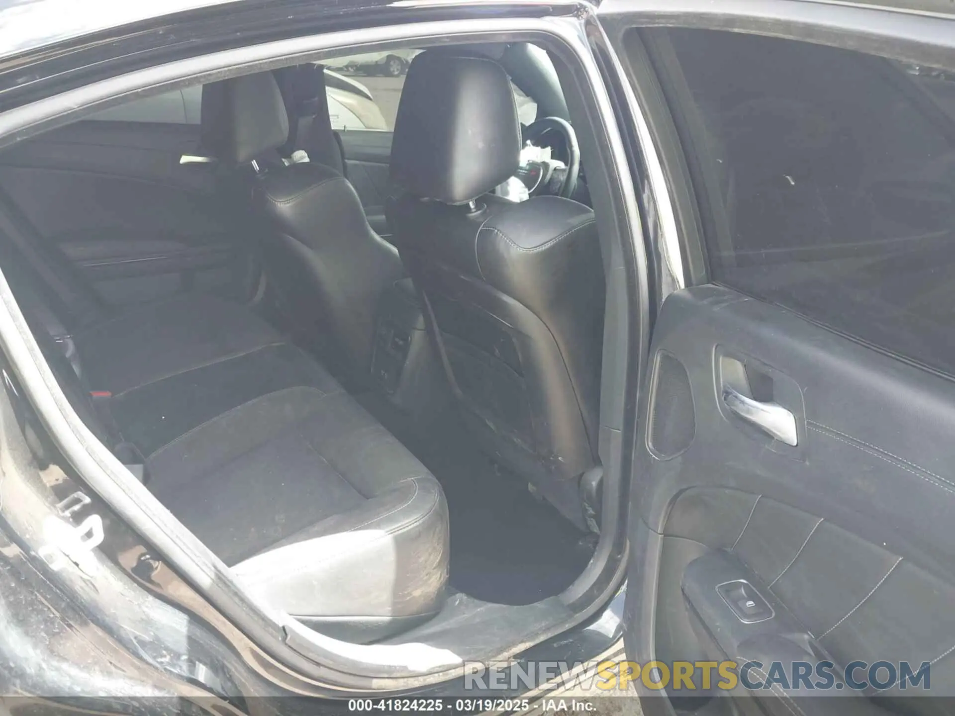 8 Photograph of a damaged car 2C3CDXCT0PH698376 DODGE CHARGER 2023