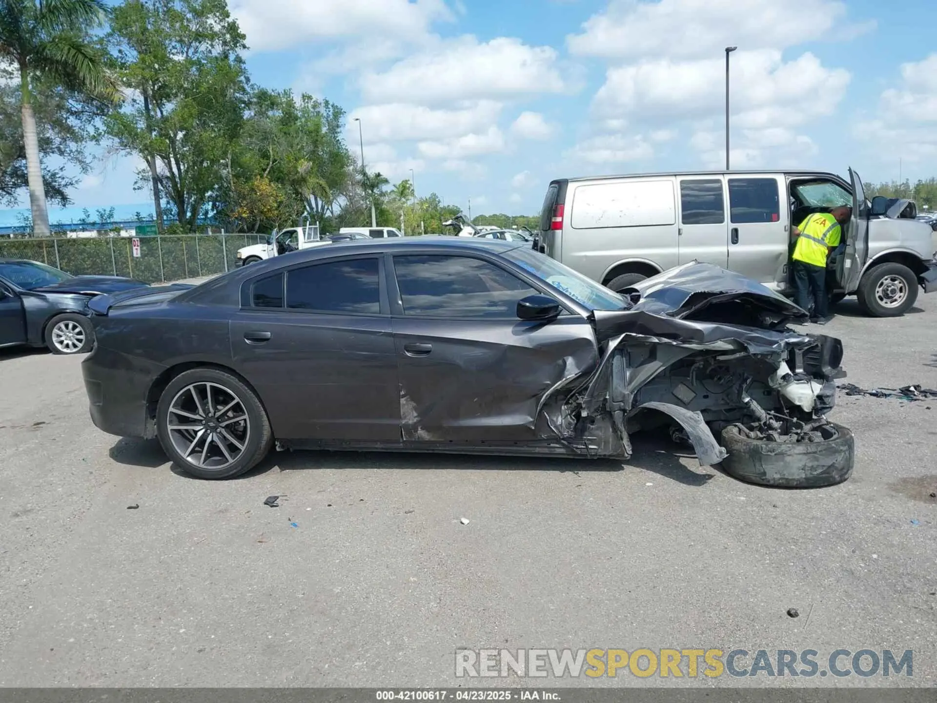 12 Photograph of a damaged car 2C3CDXCT1PH555663 DODGE CHARGER 2023