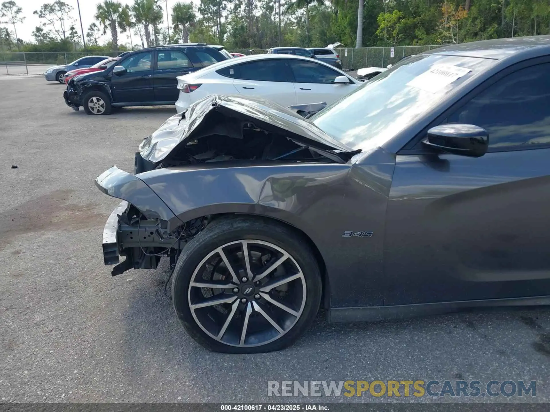 6 Photograph of a damaged car 2C3CDXCT1PH555663 DODGE CHARGER 2023