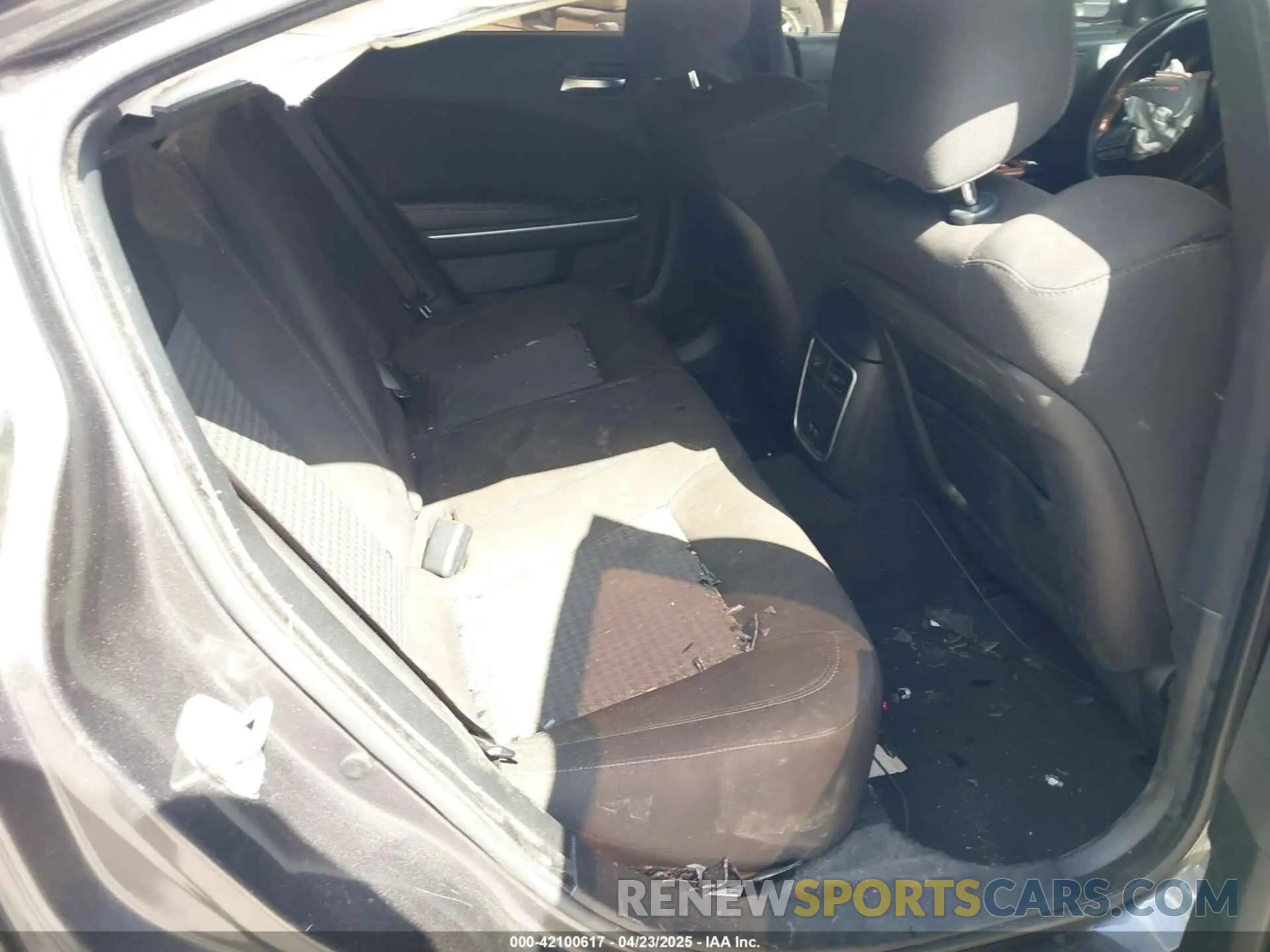 8 Photograph of a damaged car 2C3CDXCT1PH555663 DODGE CHARGER 2023