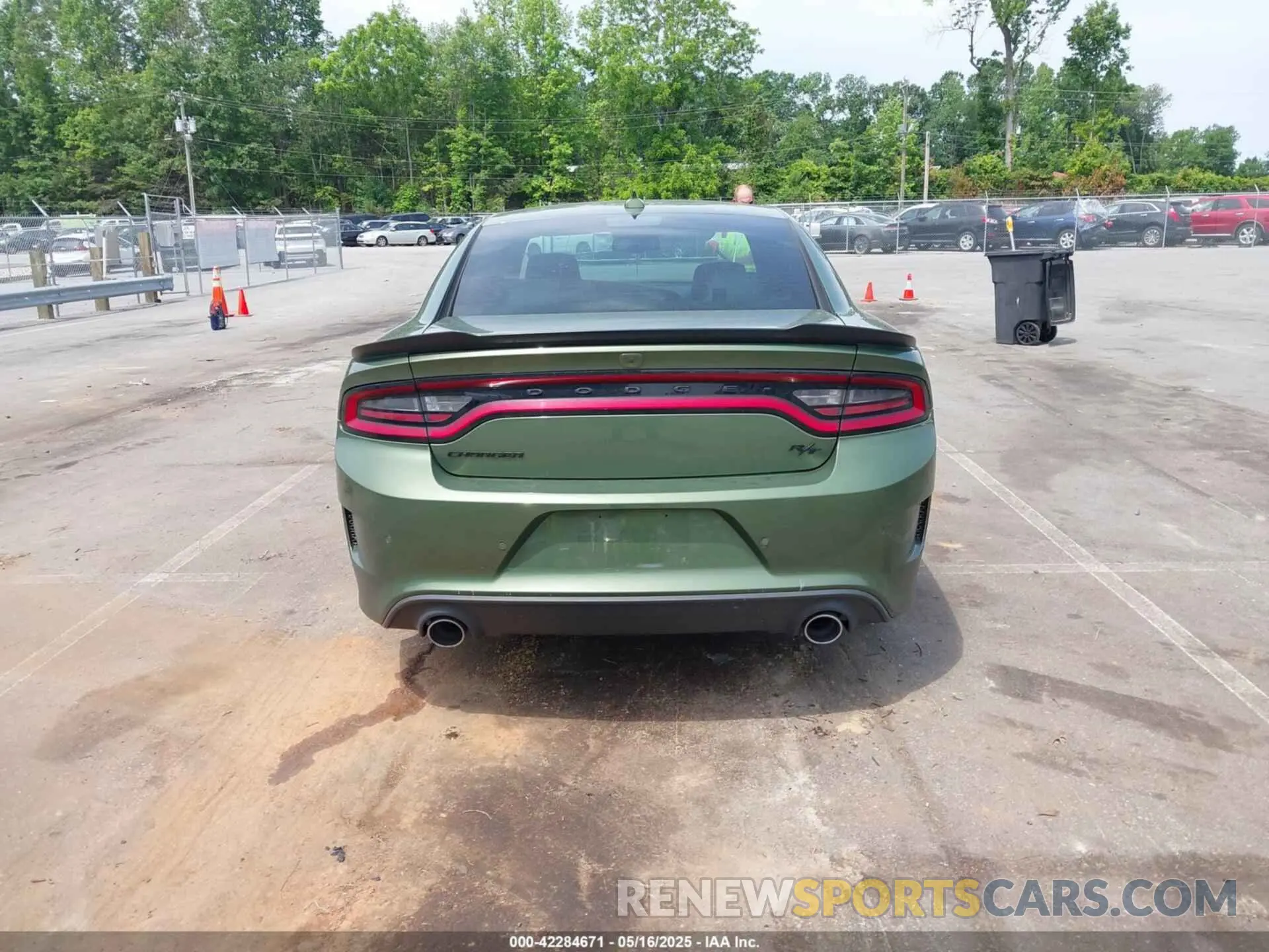 16 Photograph of a damaged car 2C3CDXCT1PH604246 DODGE CHARGER 2023