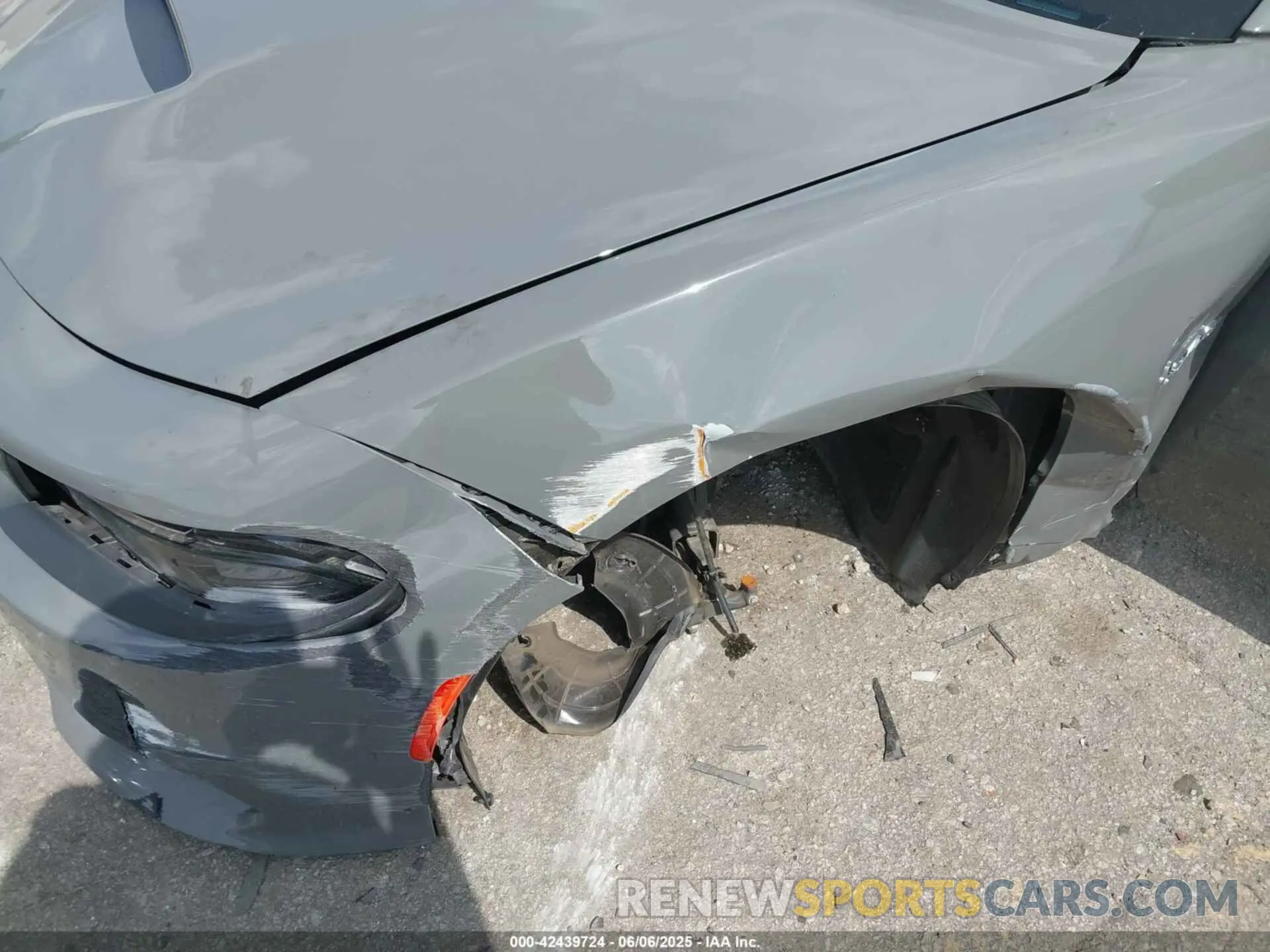 6 Photograph of a damaged car 2C3CDXCT1PH700927 DODGE CHARGER 2023