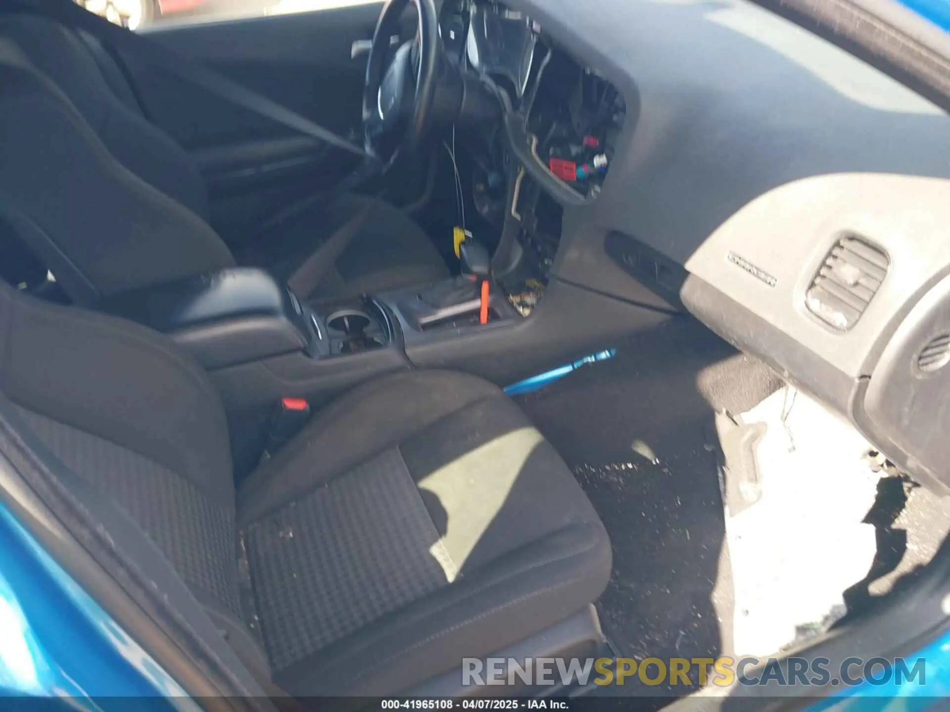 5 Photograph of a damaged car 2C3CDXCT2PH572102 DODGE CHARGER 2023