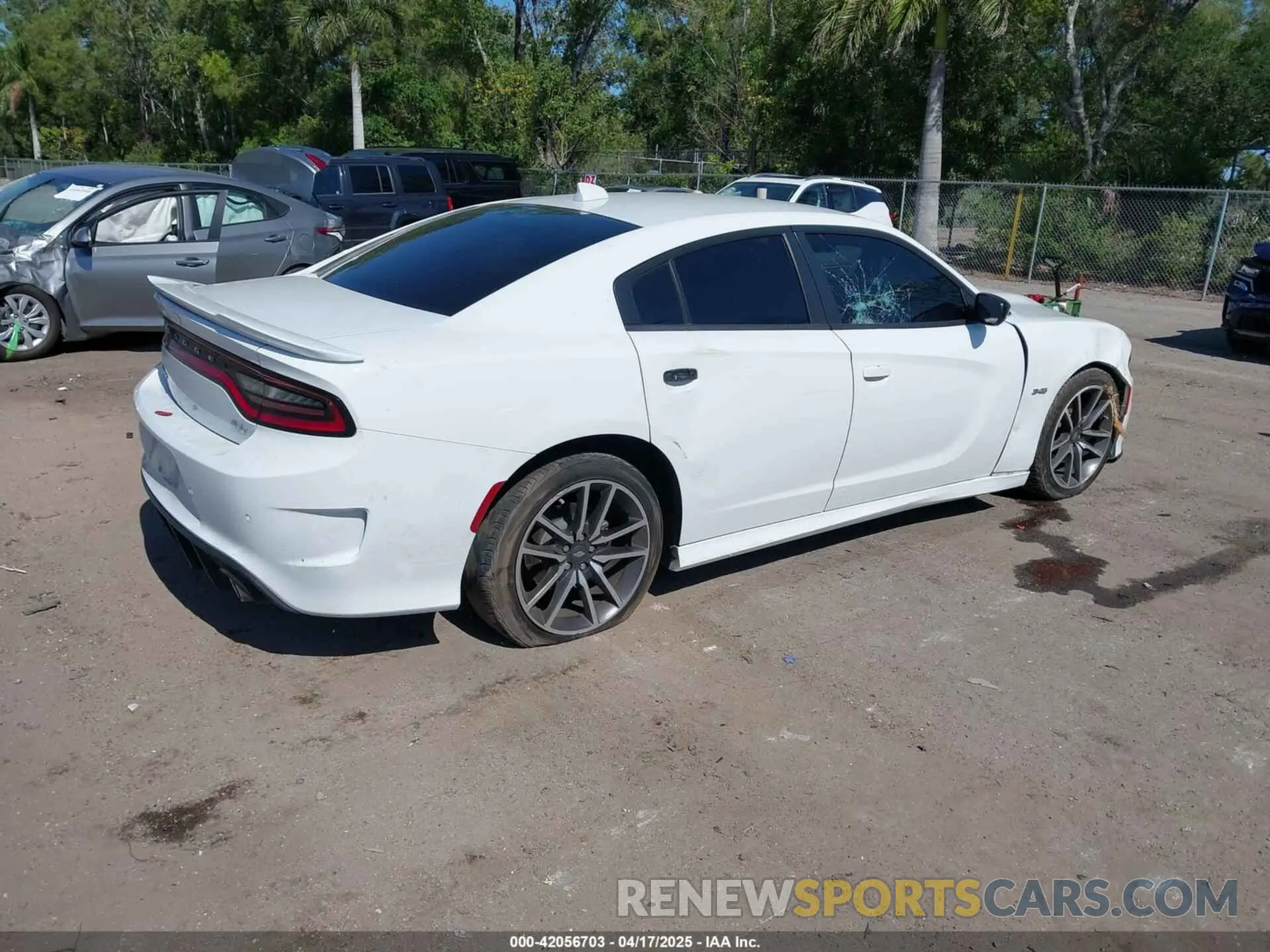 4 Photograph of a damaged car 2C3CDXCT3PH516850 DODGE CHARGER 2023
