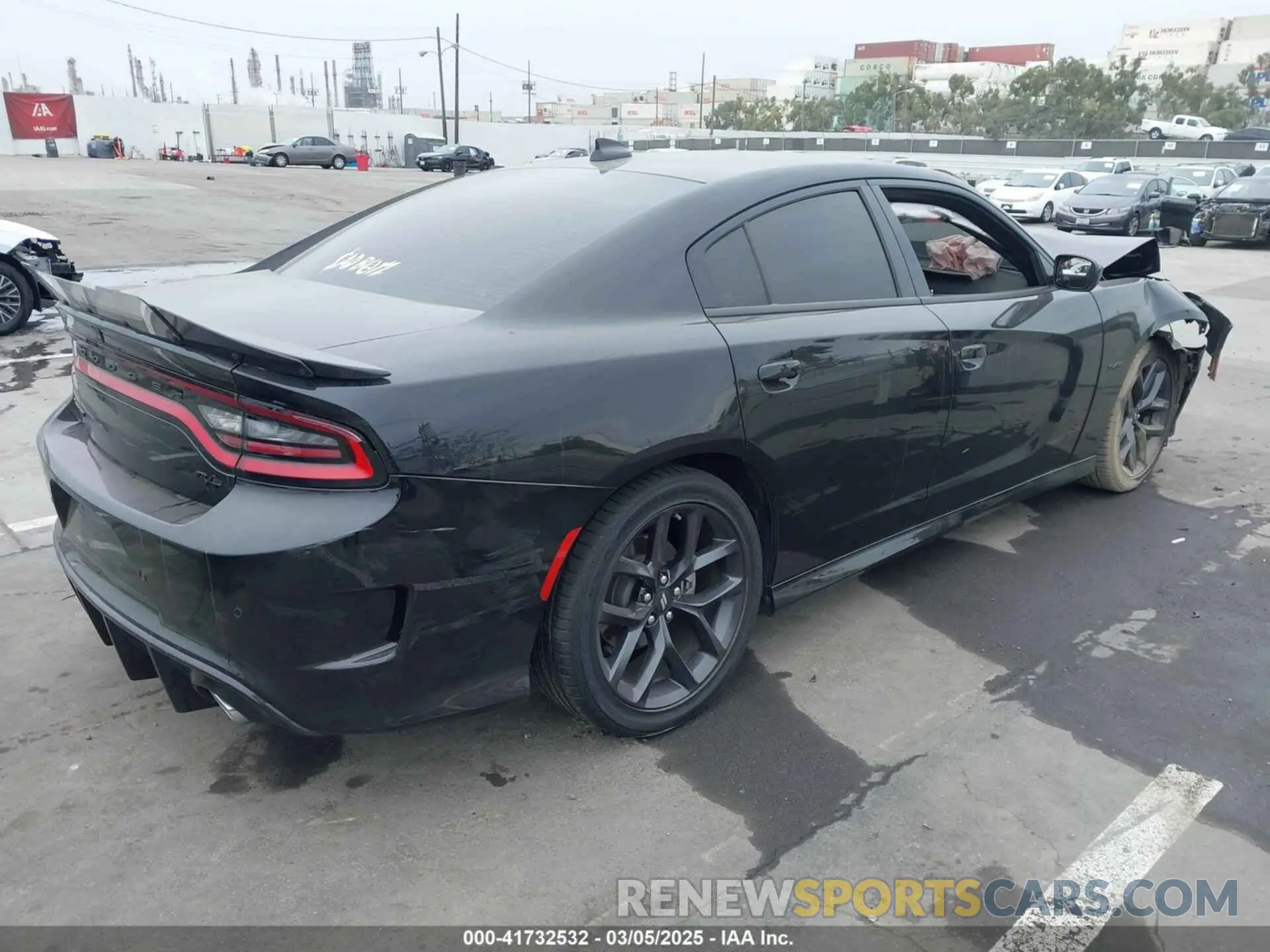 4 Photograph of a damaged car 2C3CDXCT3PH687565 DODGE CHARGER 2023