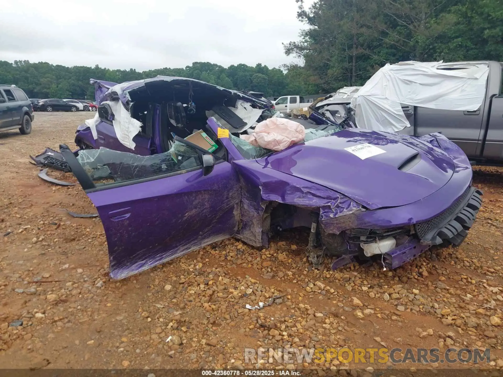 1 Photograph of a damaged car 2C3CDXCT4PH575941 DODGE CHARGER 2023