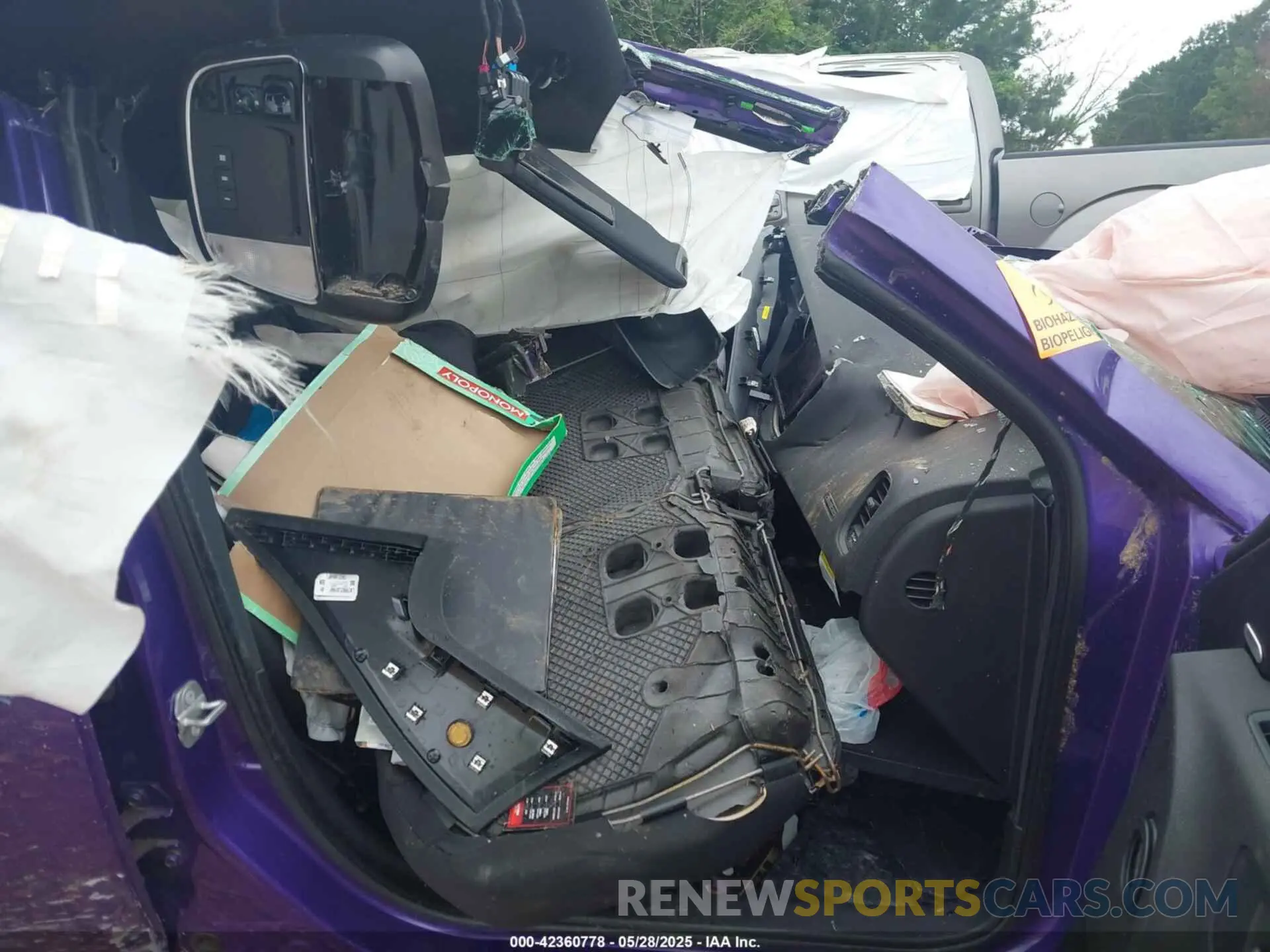 5 Photograph of a damaged car 2C3CDXCT4PH575941 DODGE CHARGER 2023