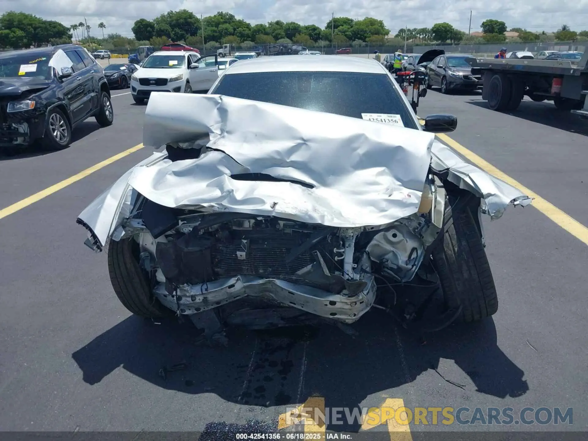 12 Photograph of a damaged car 2C3CDXCT6PH591428 DODGE CHARGER 2023